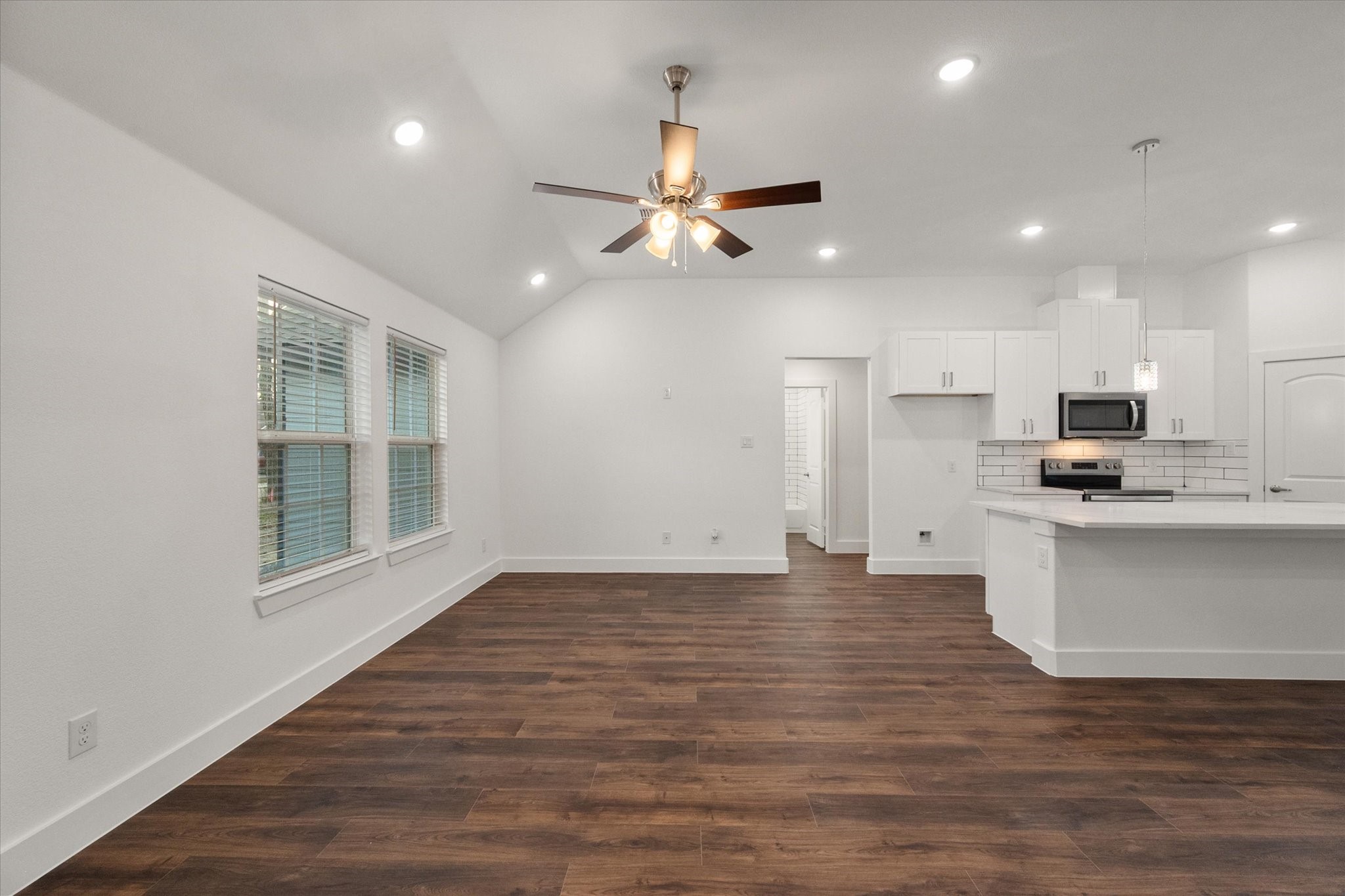 401 N Goodman Avenue