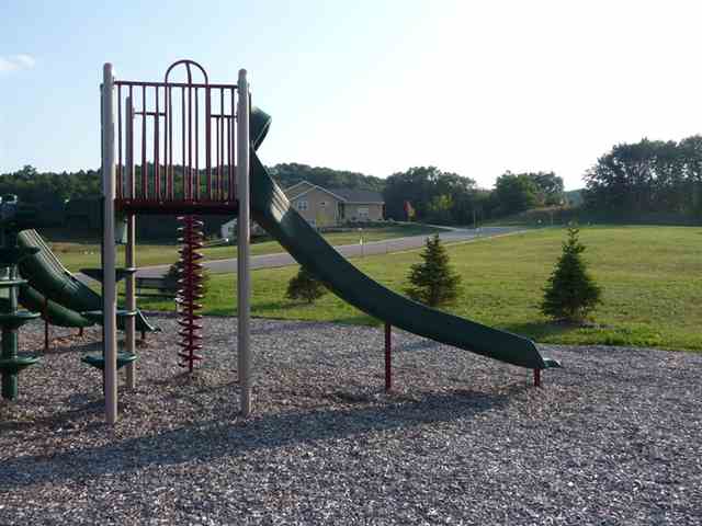 406 RIDGE Drive