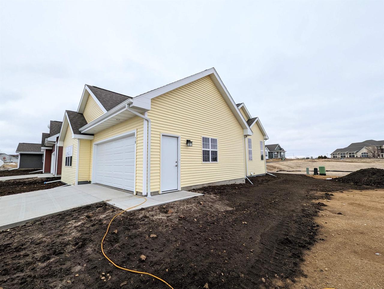 18 Windflower Way