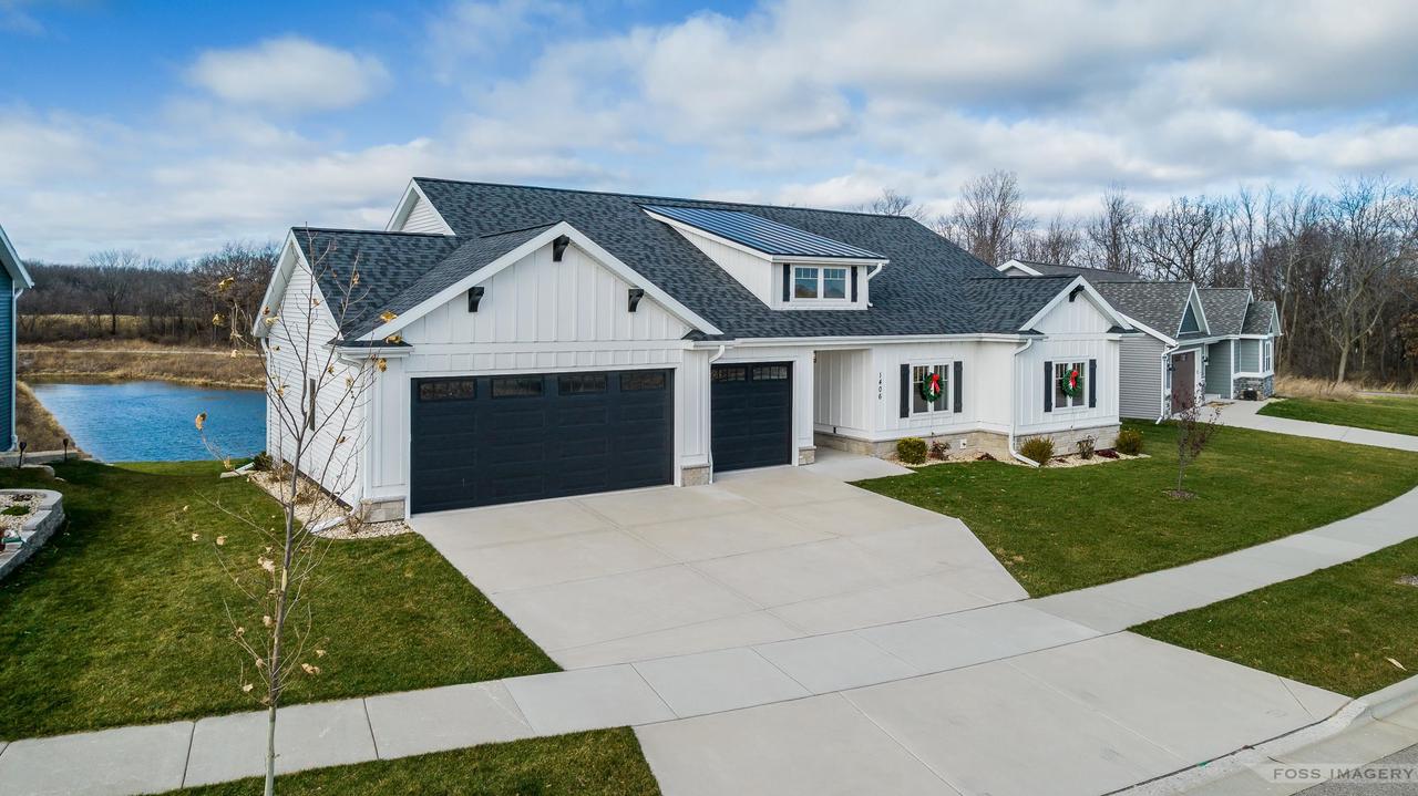 1406 Black Stallion Dr