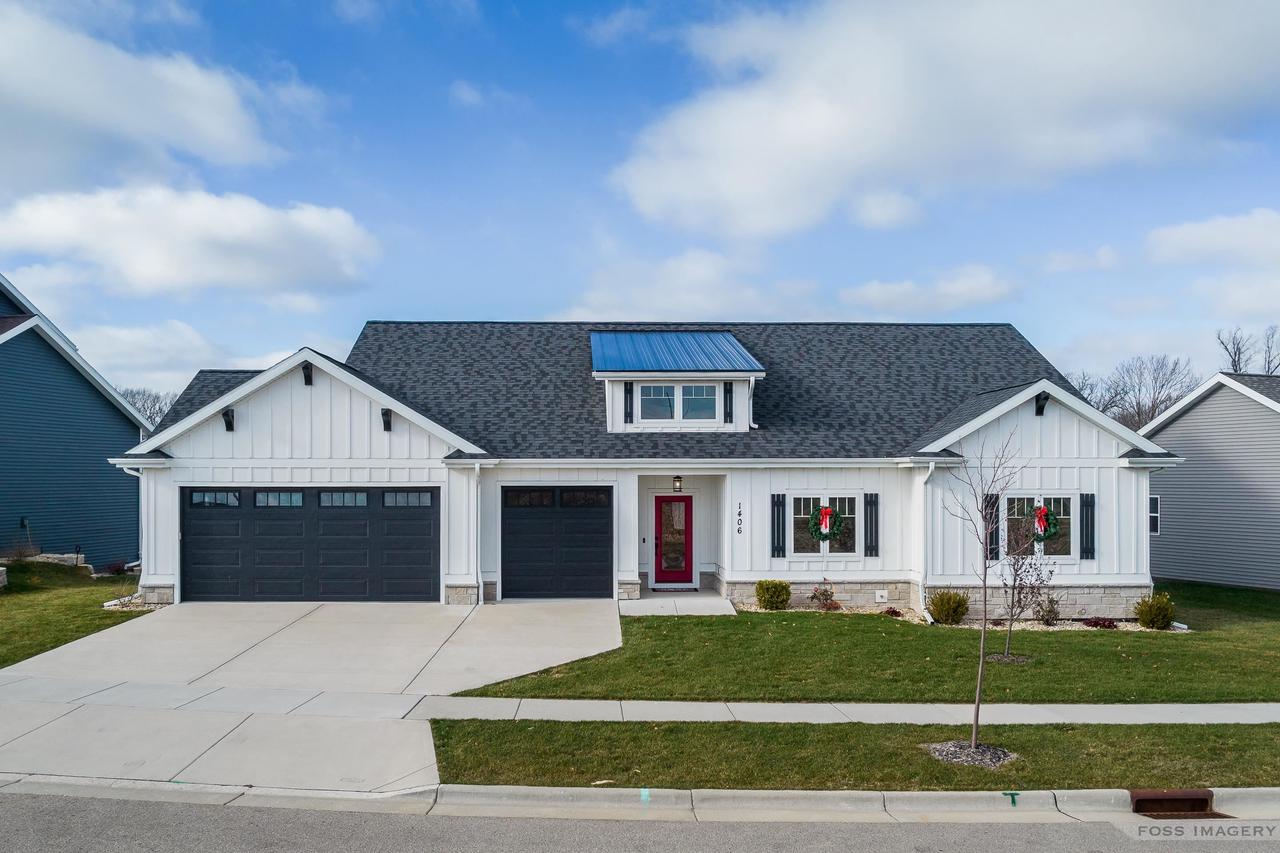 1406 Black Stallion Dr