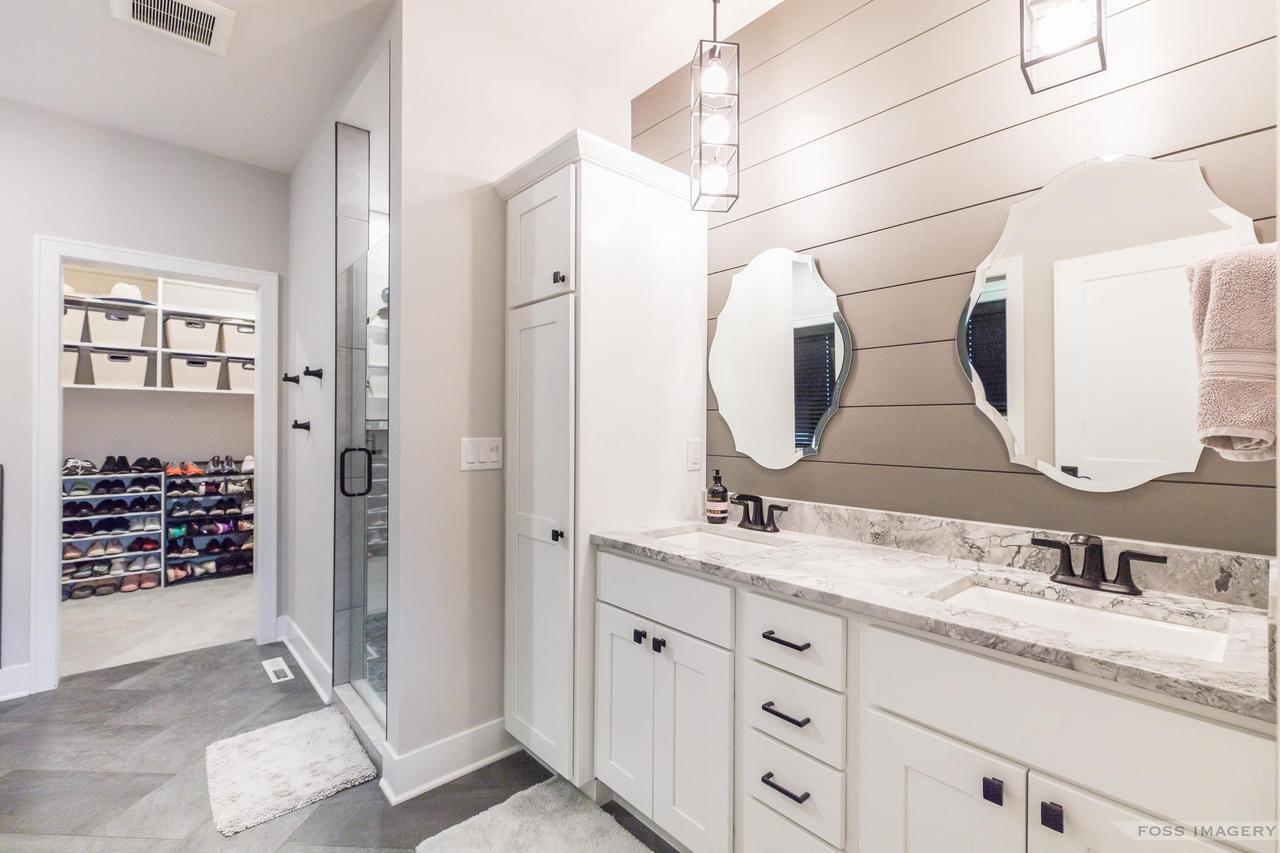 1406 Black Stallion Dr