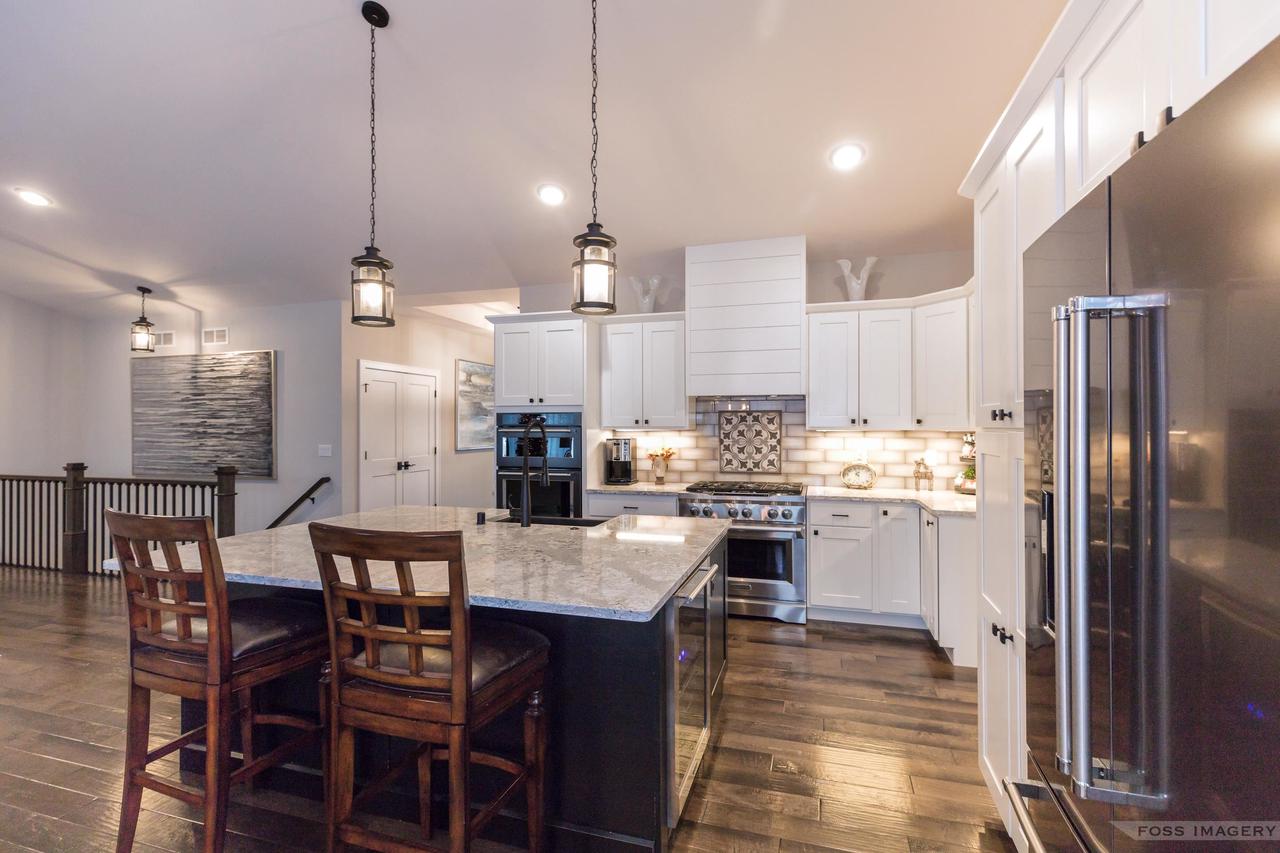 1406 Black Stallion Dr