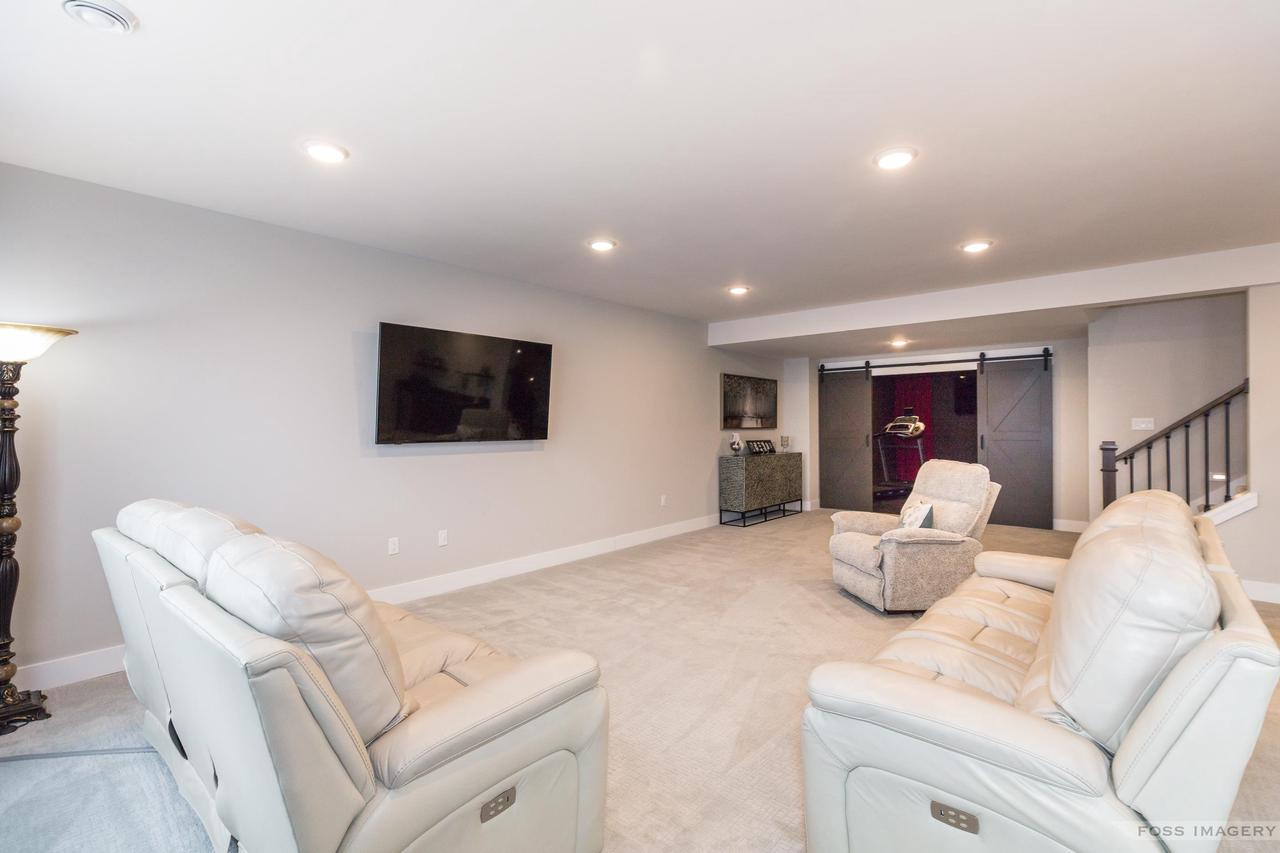 1406 Black Stallion Dr