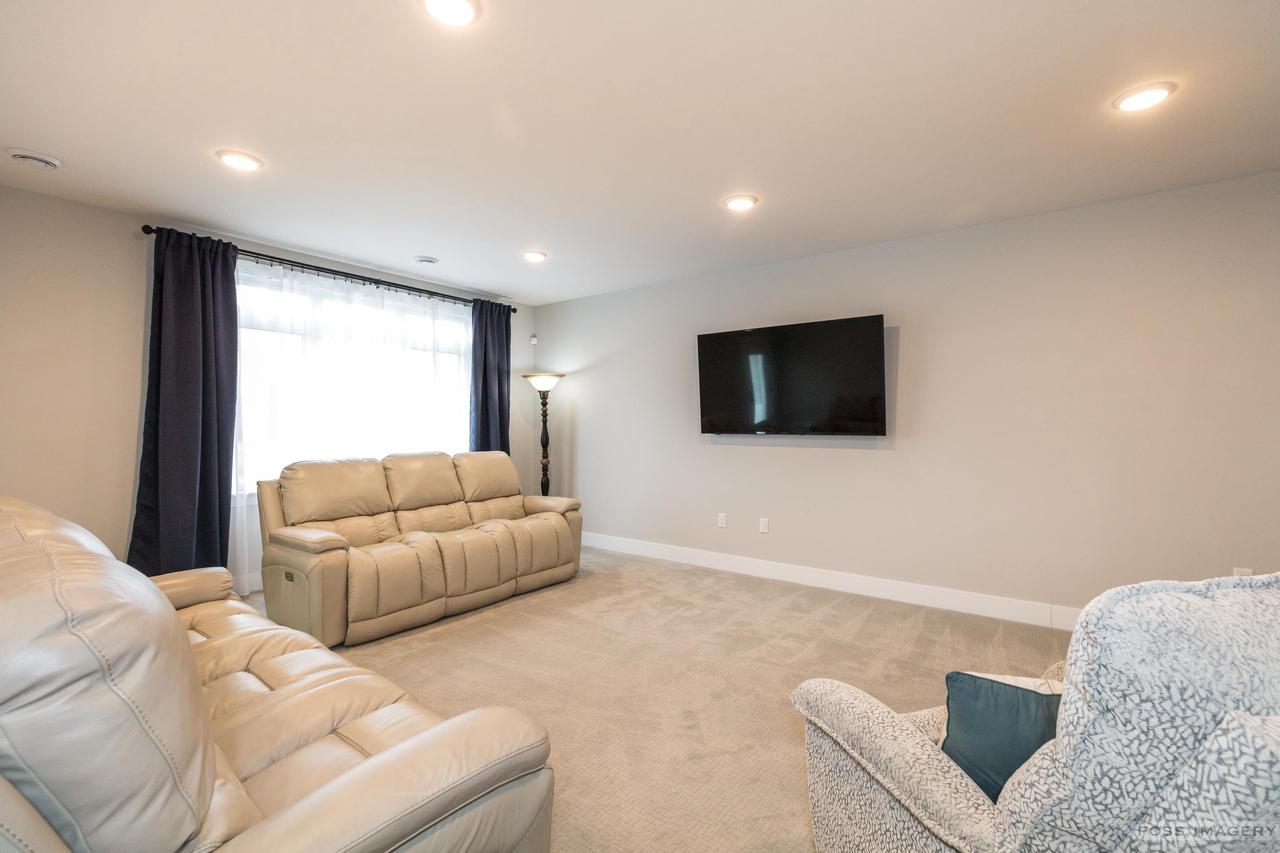 1406 Black Stallion Dr