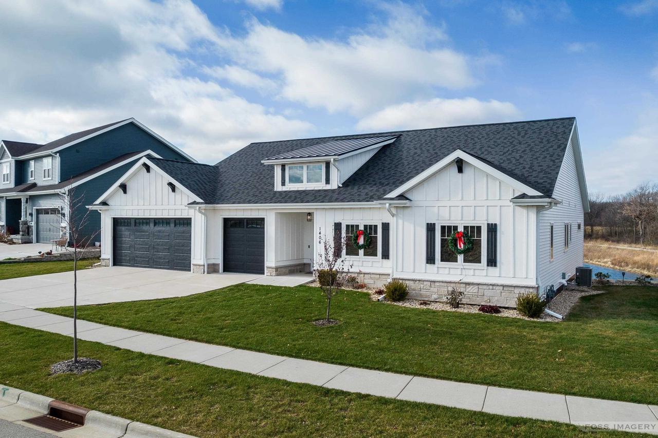 1406 Black Stallion Dr