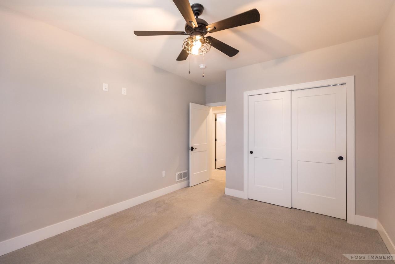 1406 Black Stallion Dr