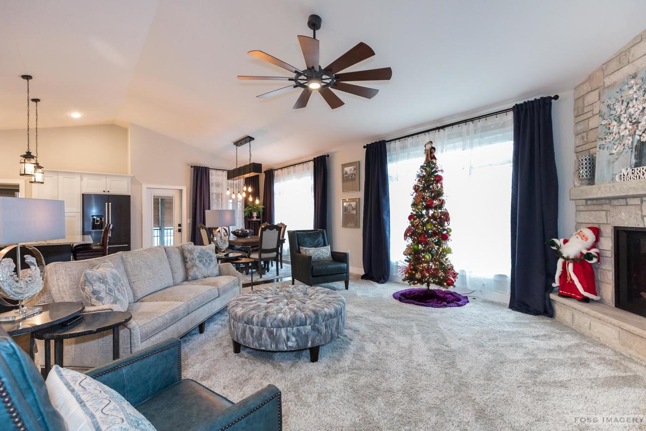 1406 Black Stallion Dr