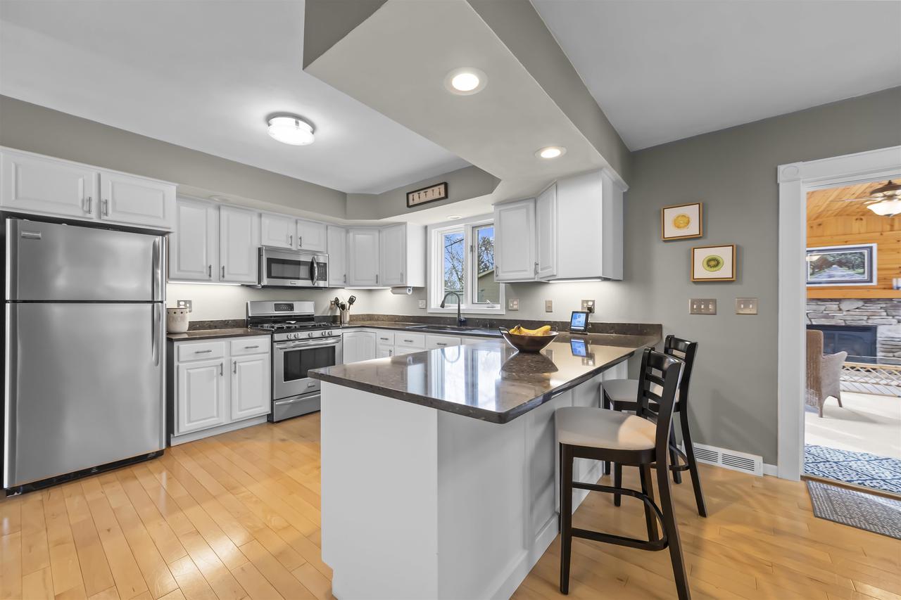 708 Maple Rd