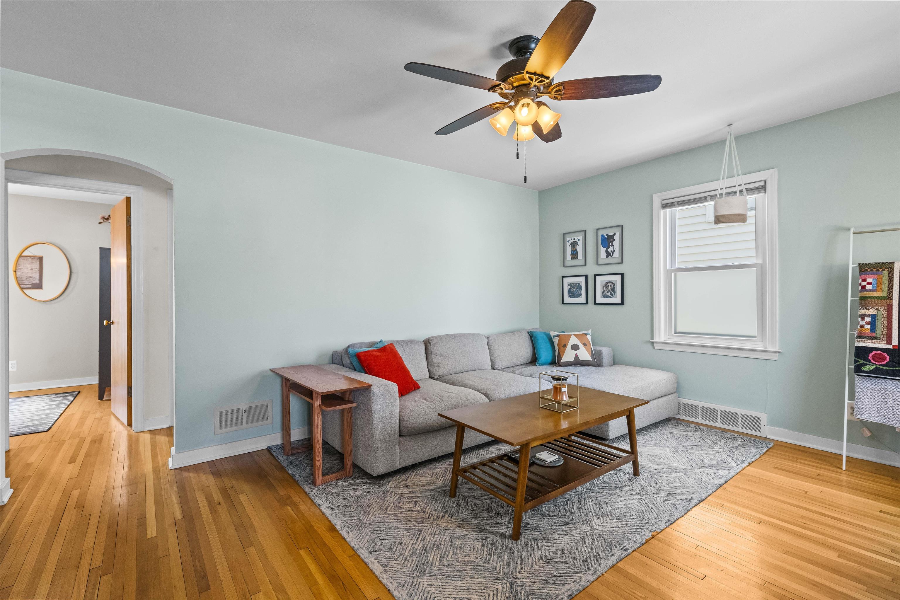2637 East Lawn Court