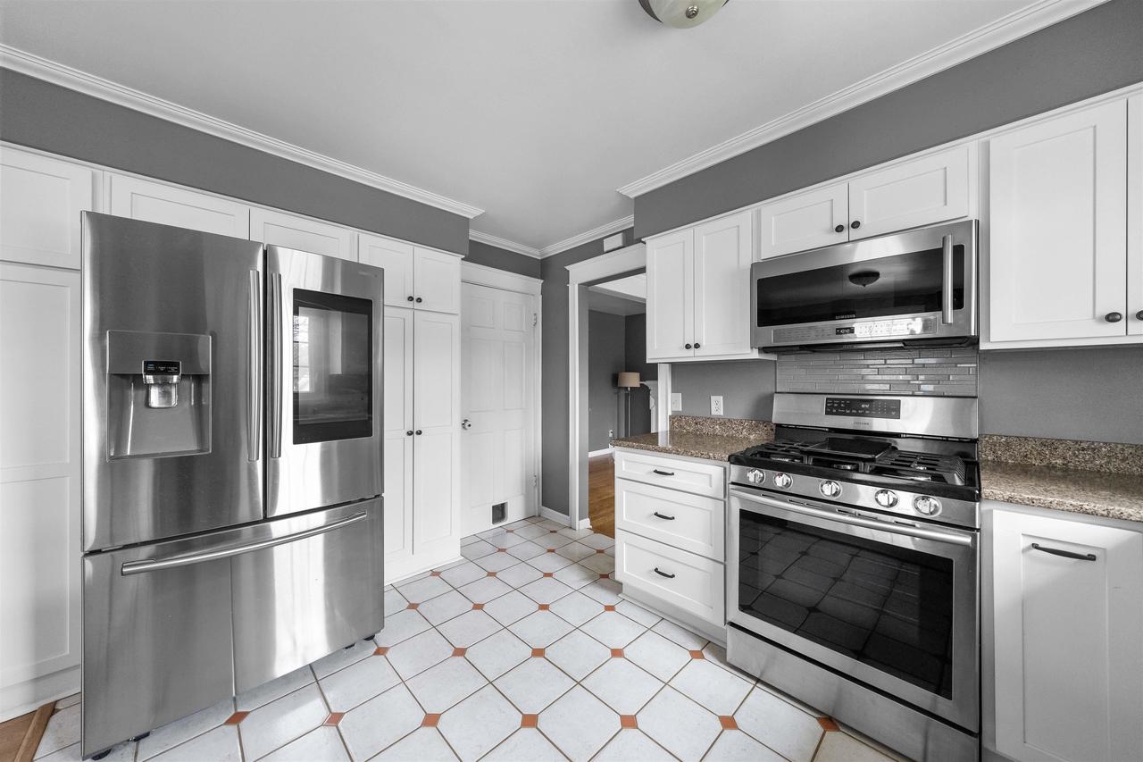 1202 Bay Ridge Rd