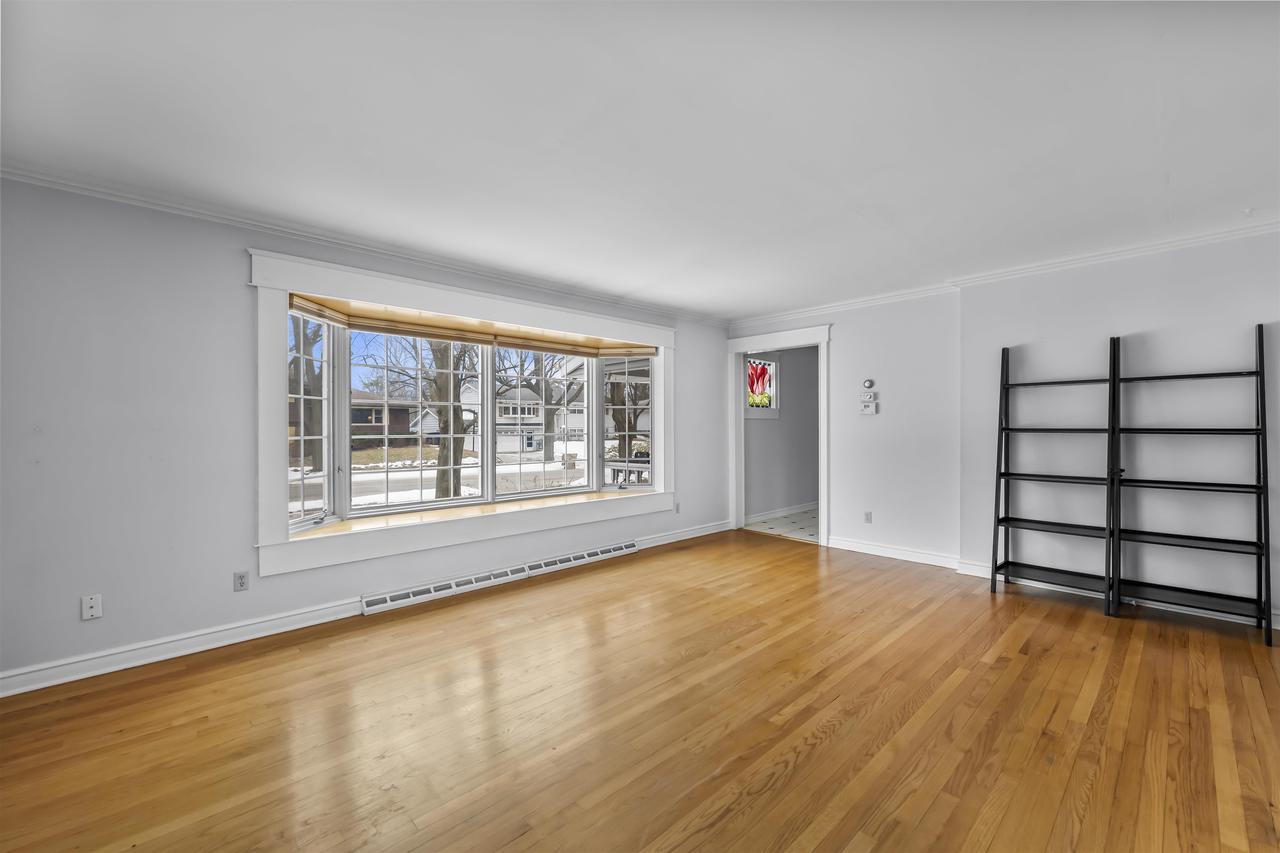 1202 Bay Ridge Rd