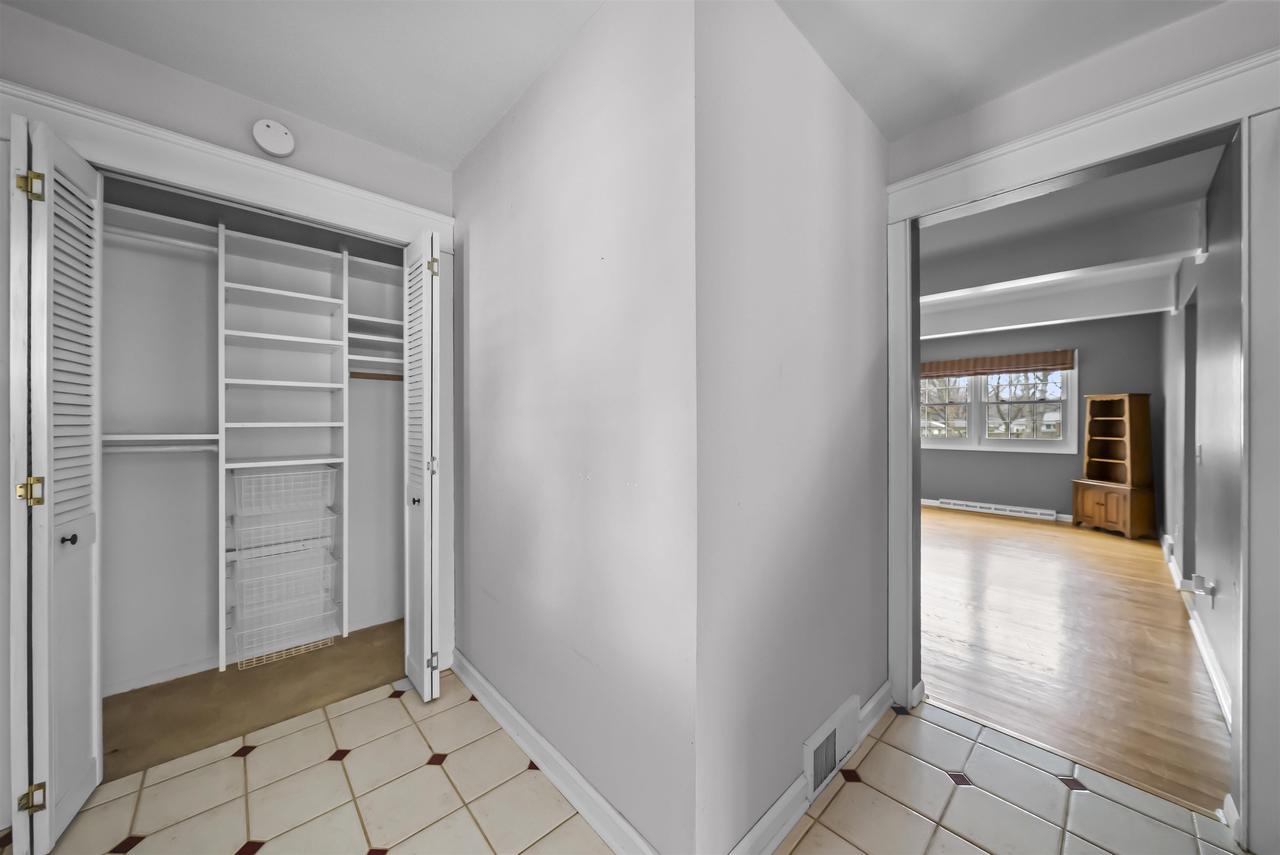 1202 Bay Ridge Rd