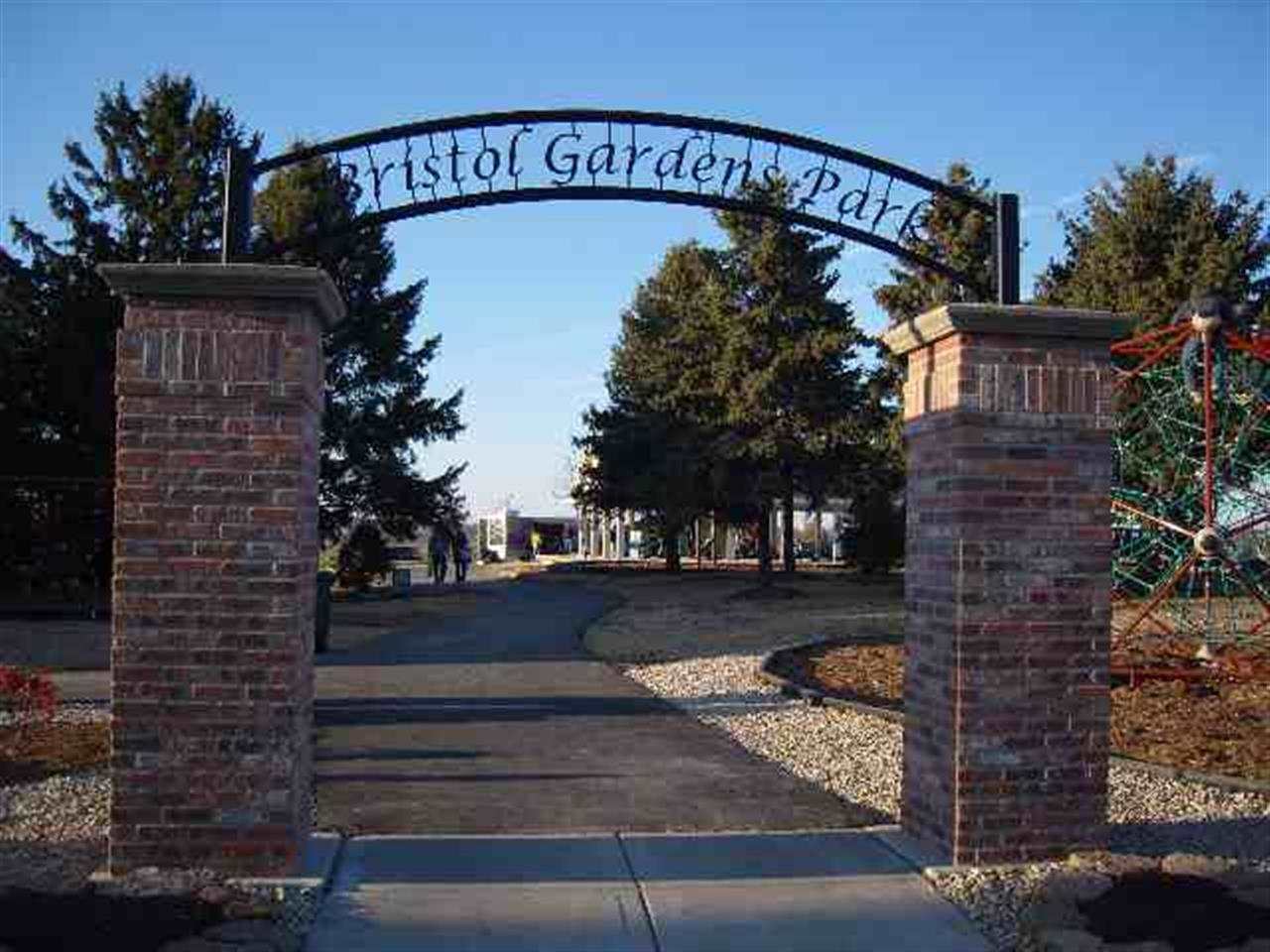 L19 Karolina Way