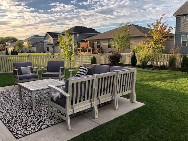 9708 Sweet Autumn Drive