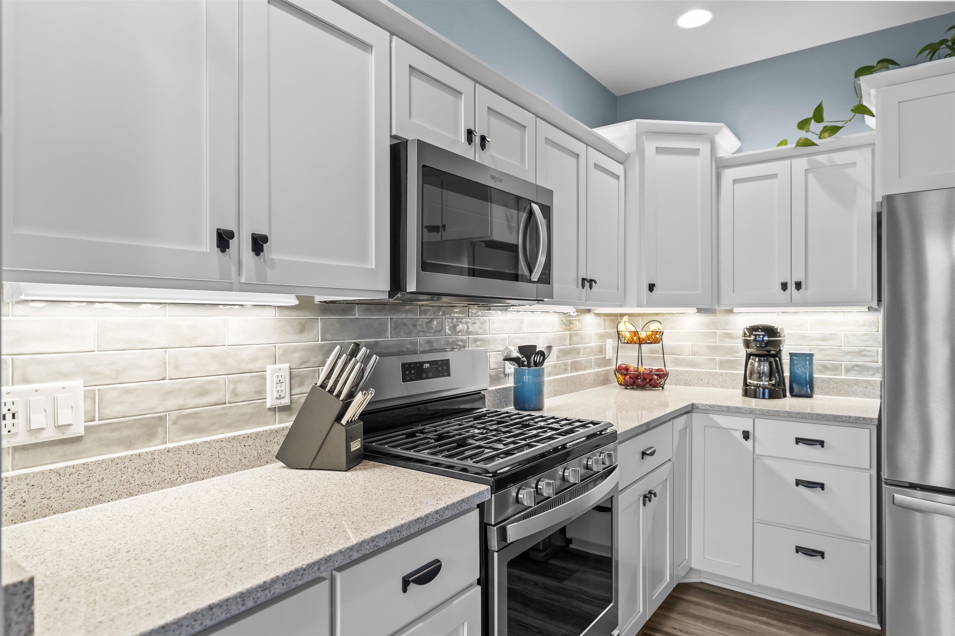 9708 Sweet Autumn Drive