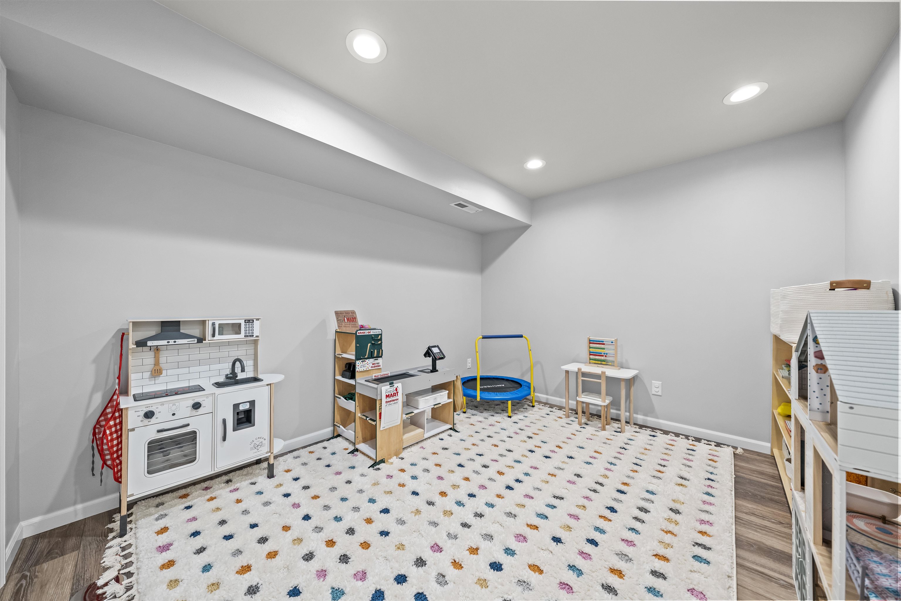 9708 Sweet Autumn Drive