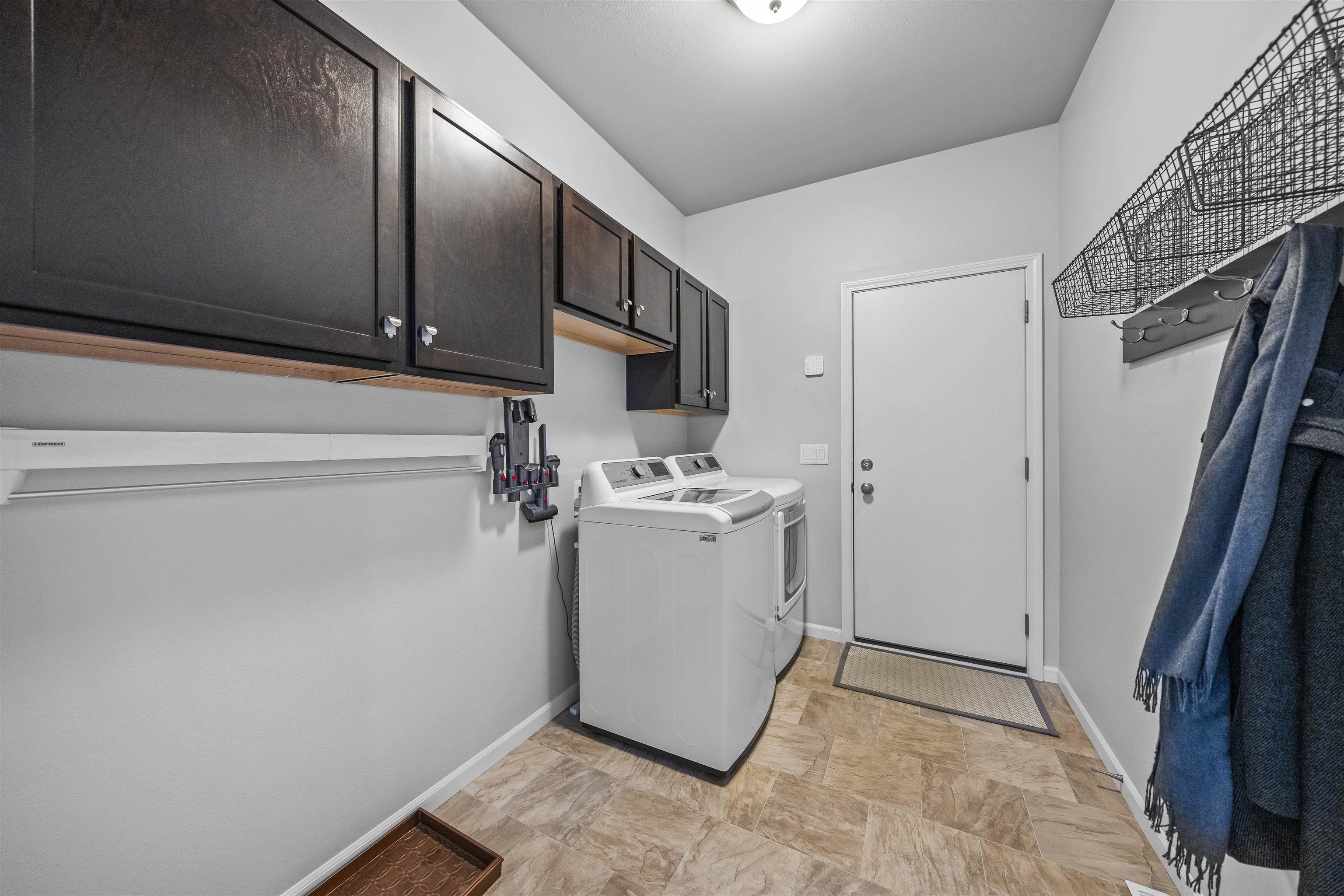 9708 Sweet Autumn Drive