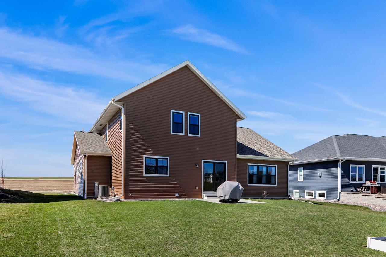 1104 Aldora Ln