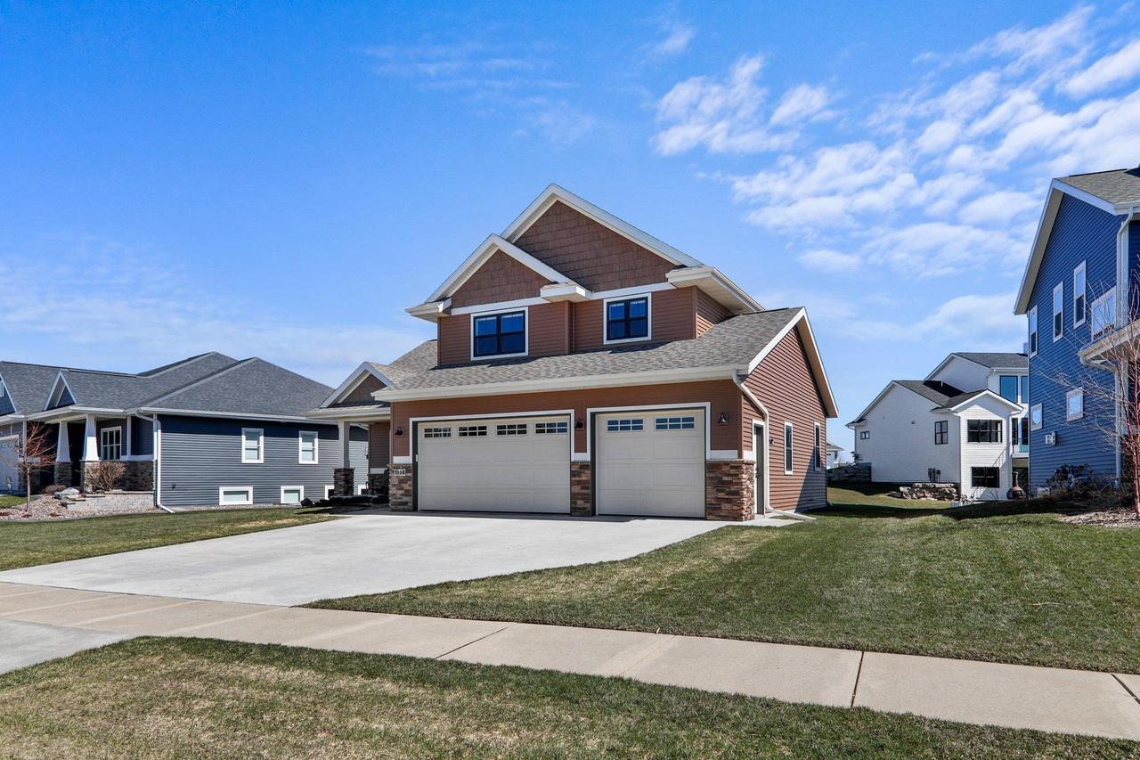 1104 Aldora Ln