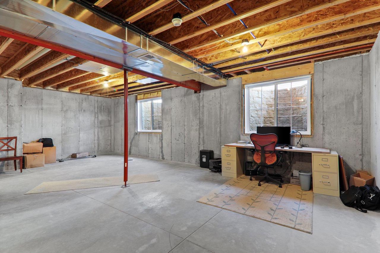 1104 Aldora Ln