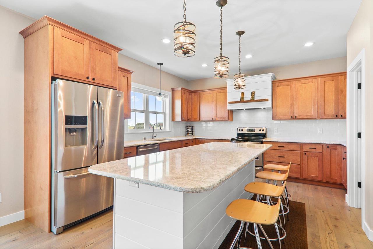 1104 Aldora Ln