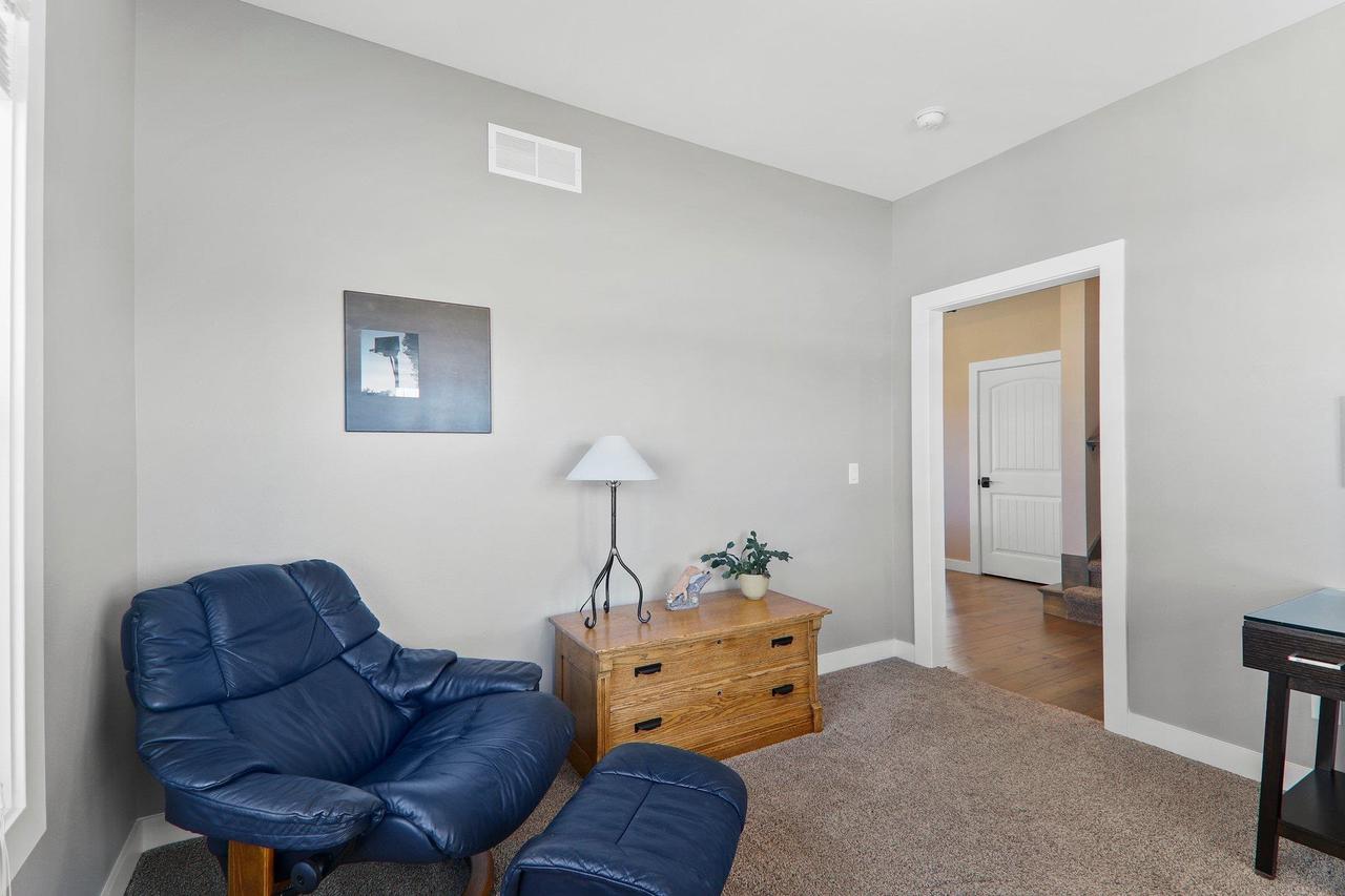 1104 Aldora Ln