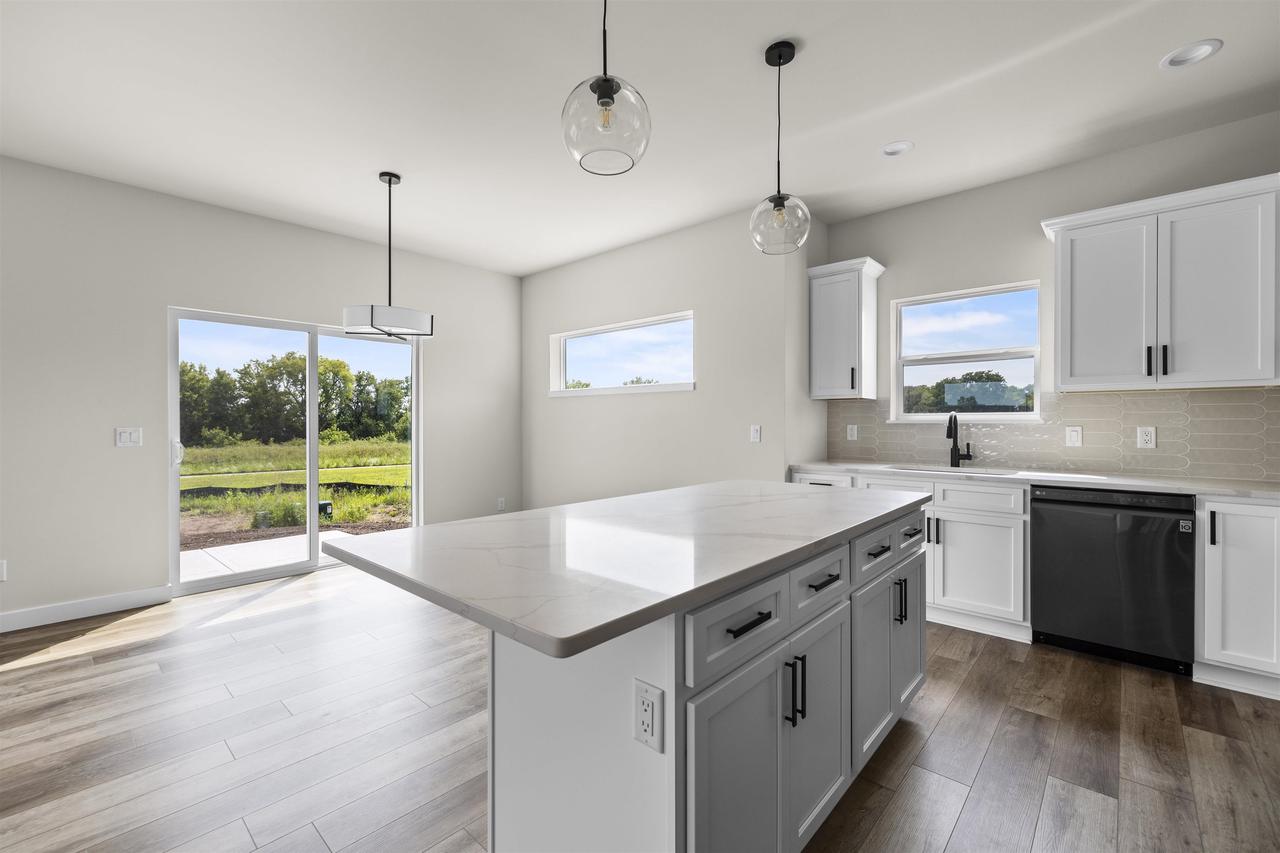 1103 Kamperschroer Way