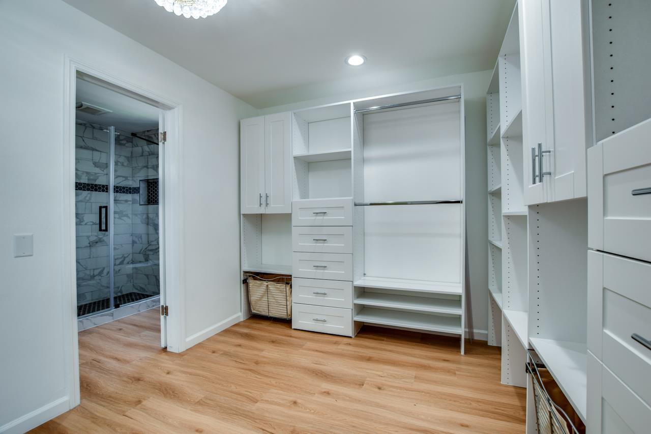 5860 Winchester Avenue