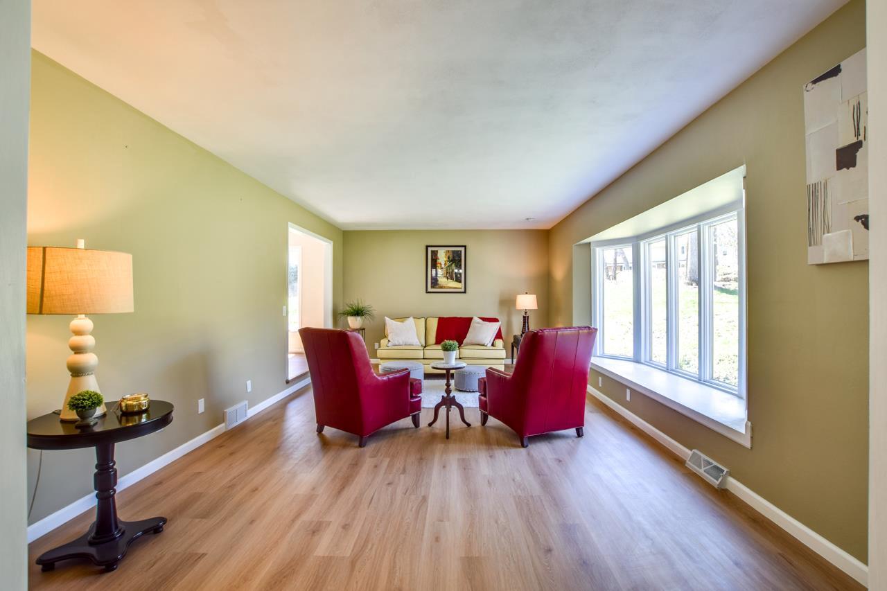 5860 Winchester Avenue