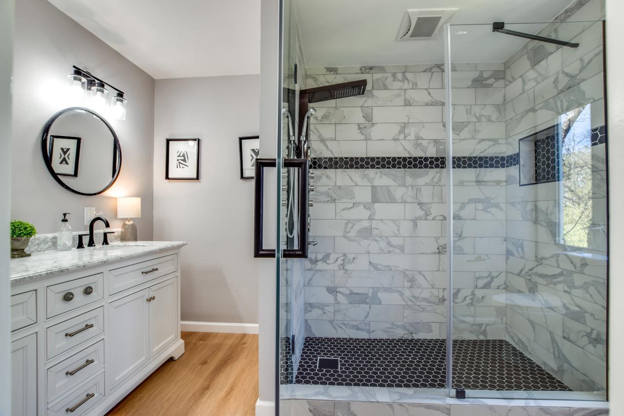 5860 Winchester Avenue