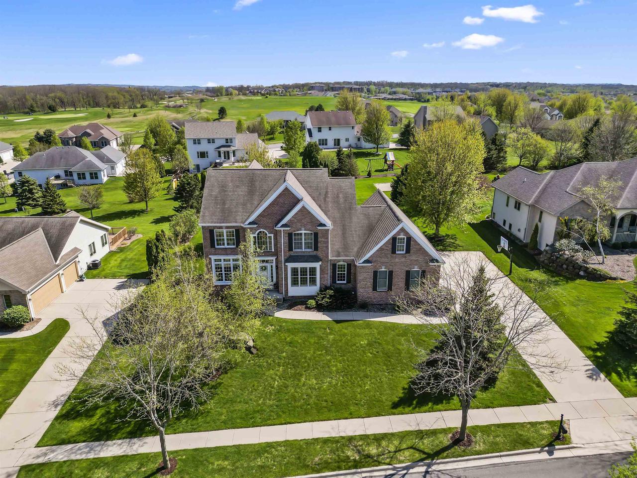 9205 Eaglewood Drive