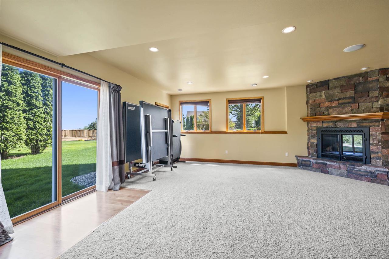 9205 Eaglewood Drive