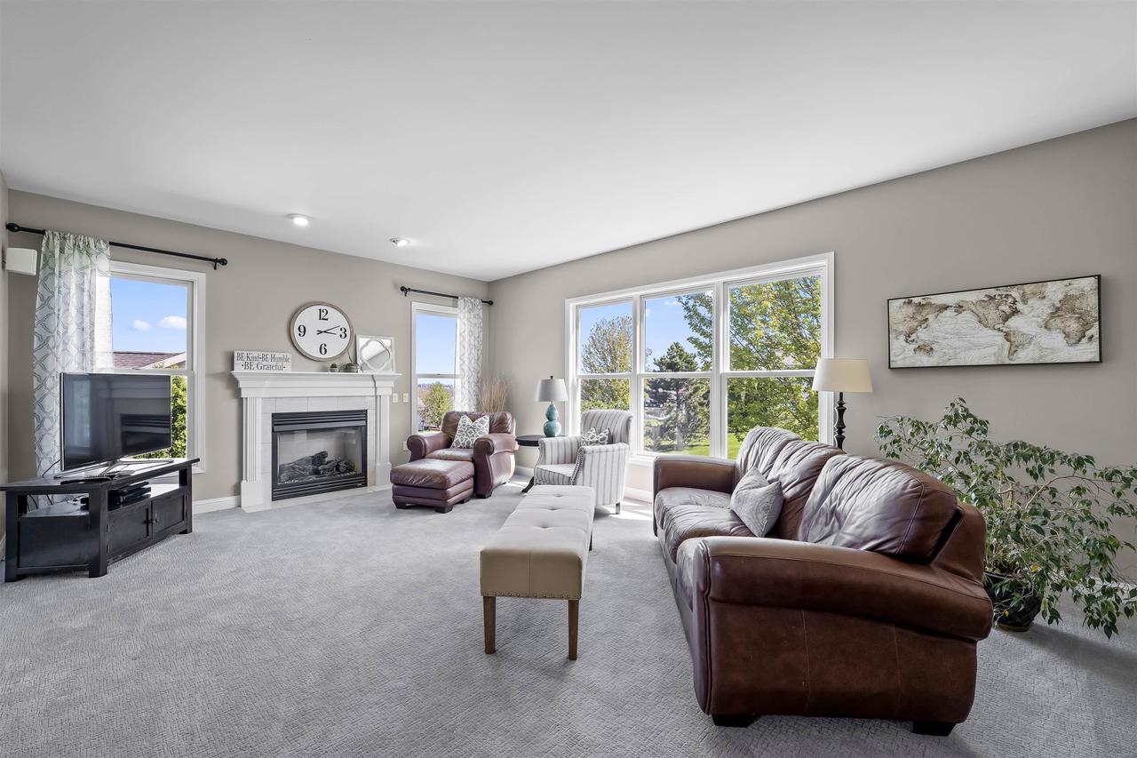 9205 Eaglewood Drive