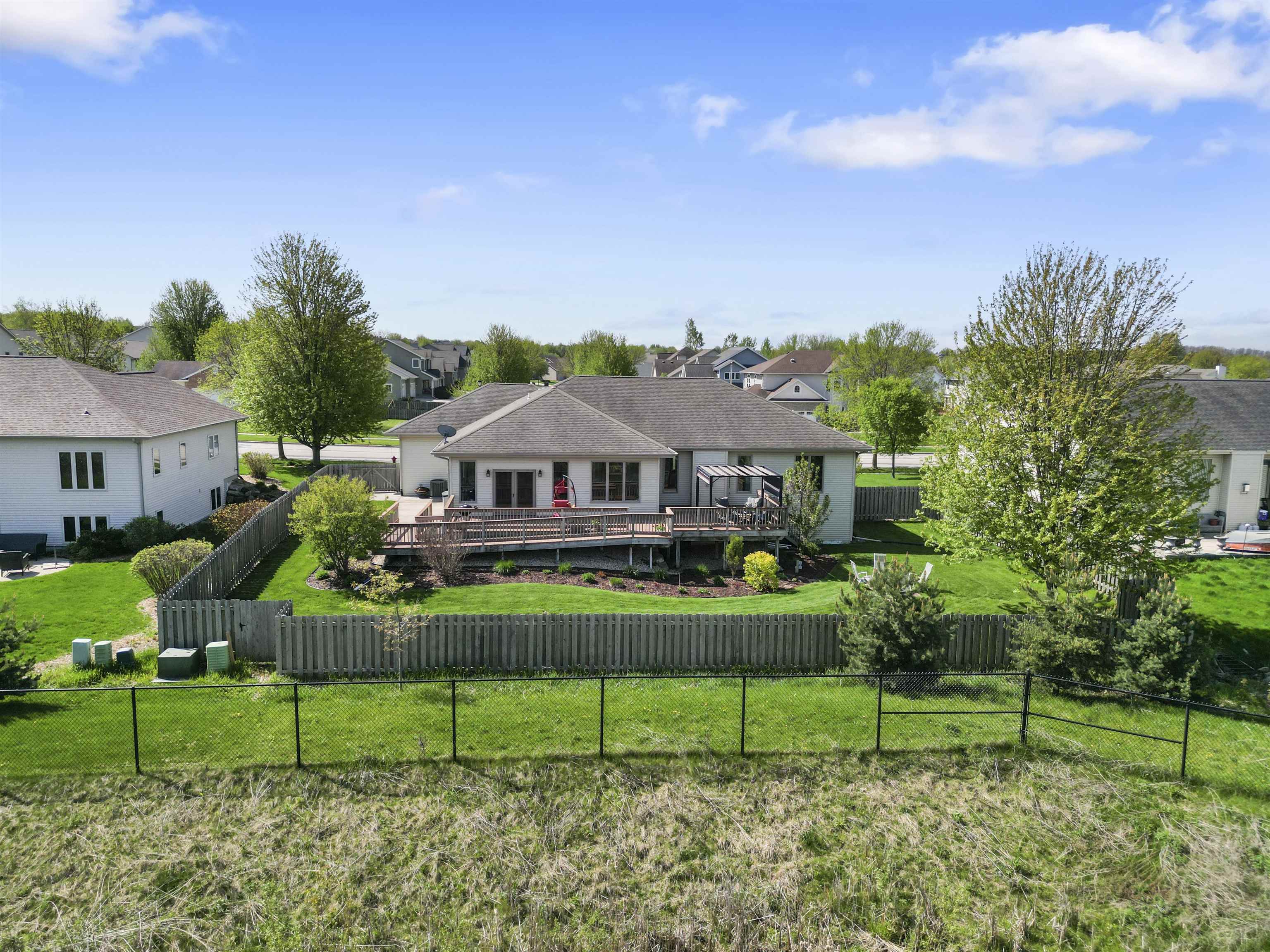 1990 Stonehaven Drive