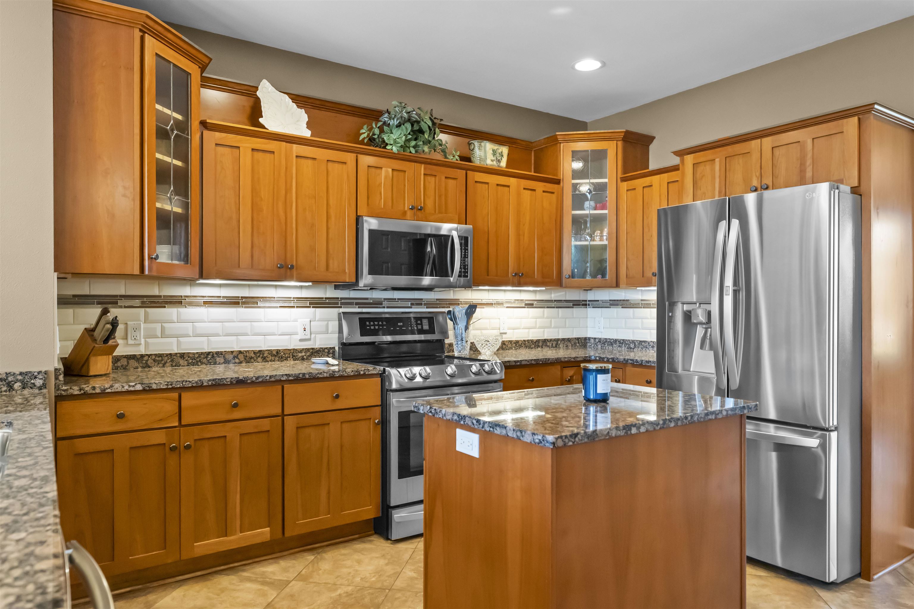 1990 Stonehaven Drive