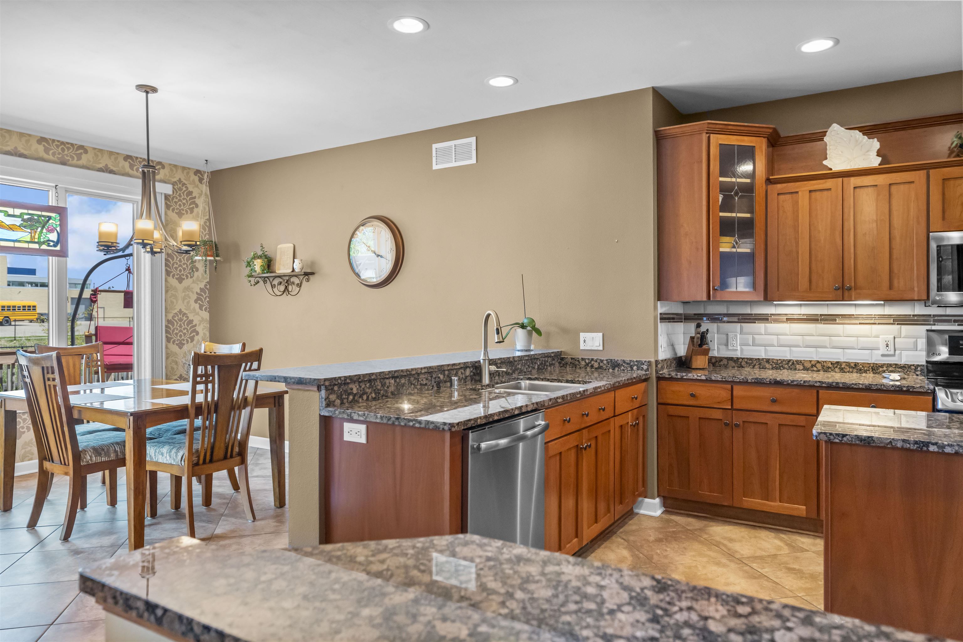 1990 Stonehaven Drive