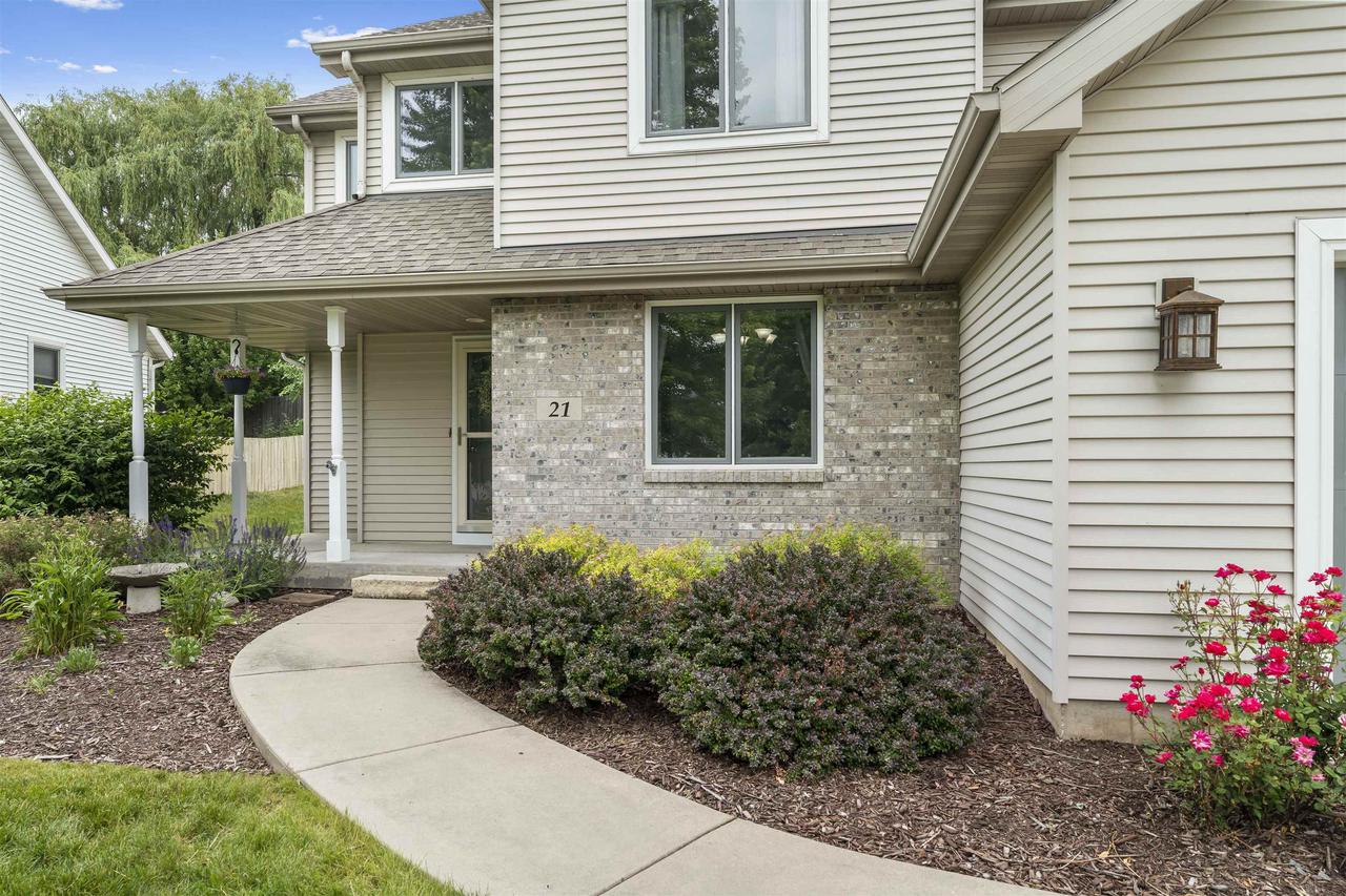 21 Black Stone Circle