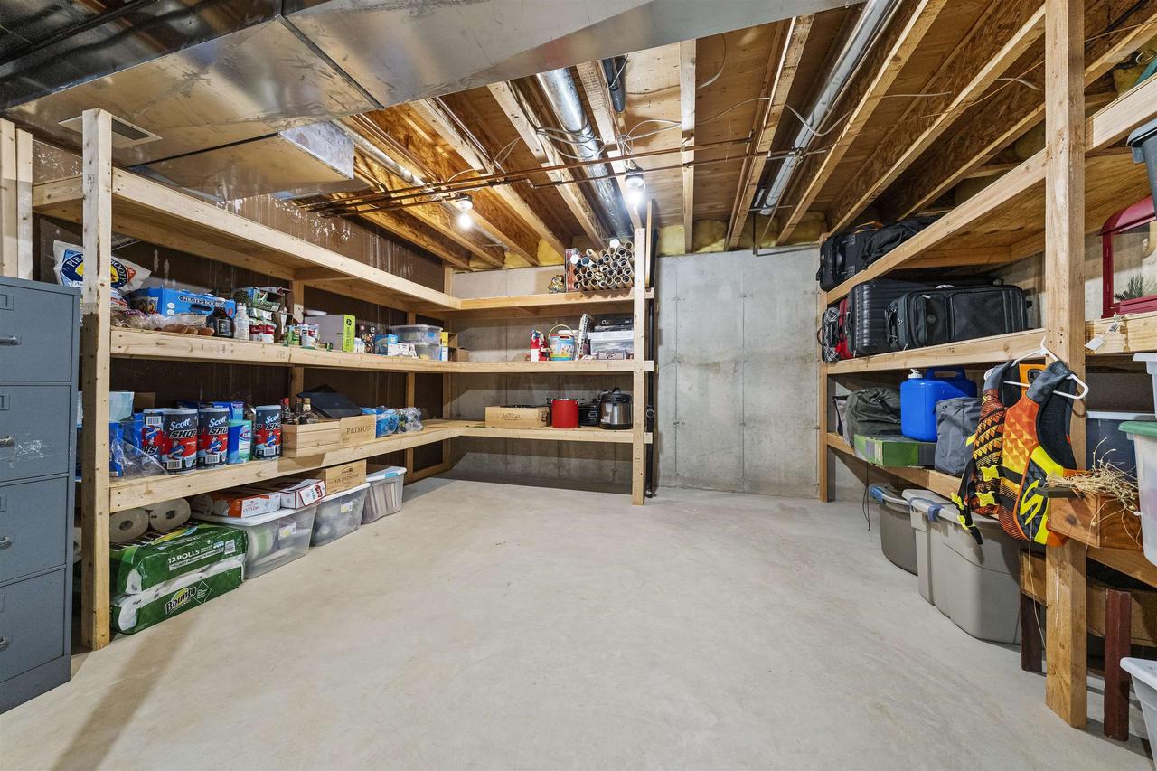 21 Black Stone Circle