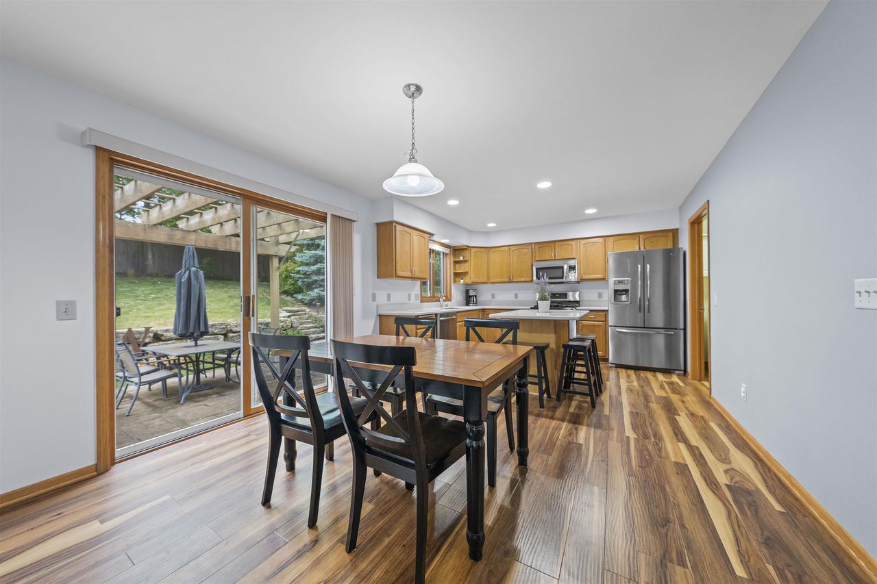 21 Black Stone Circle