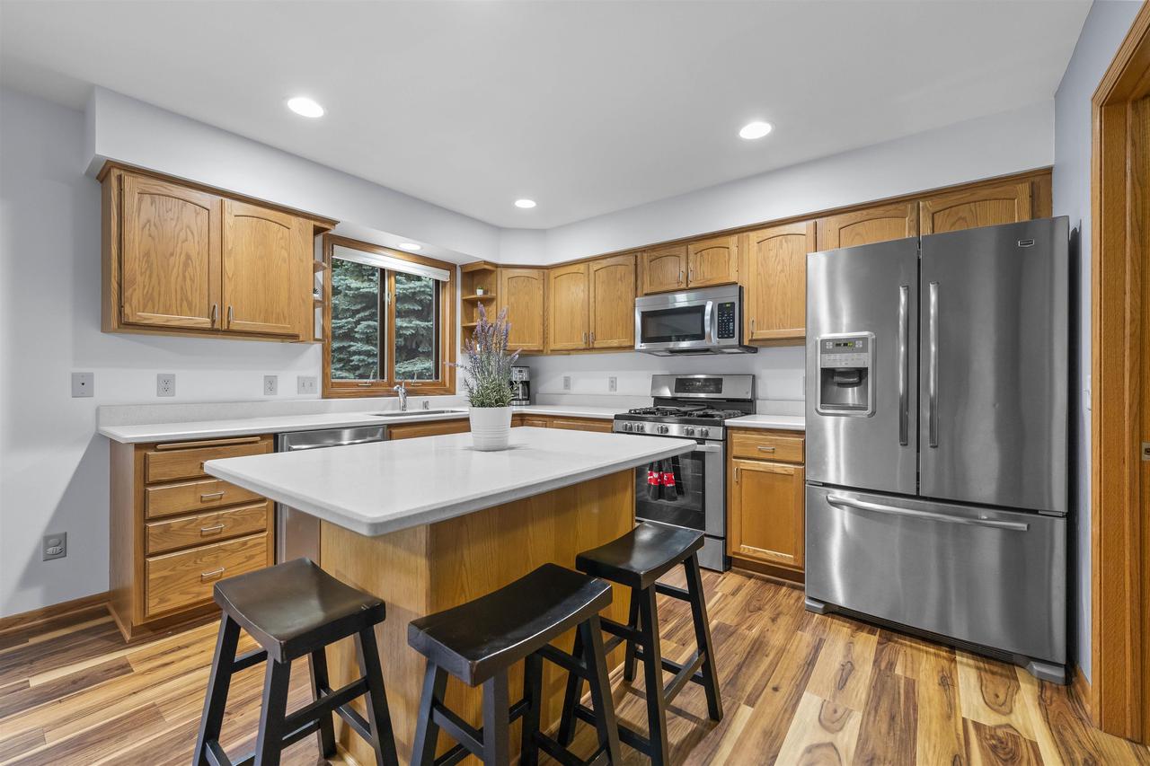 21 Black Stone Circle