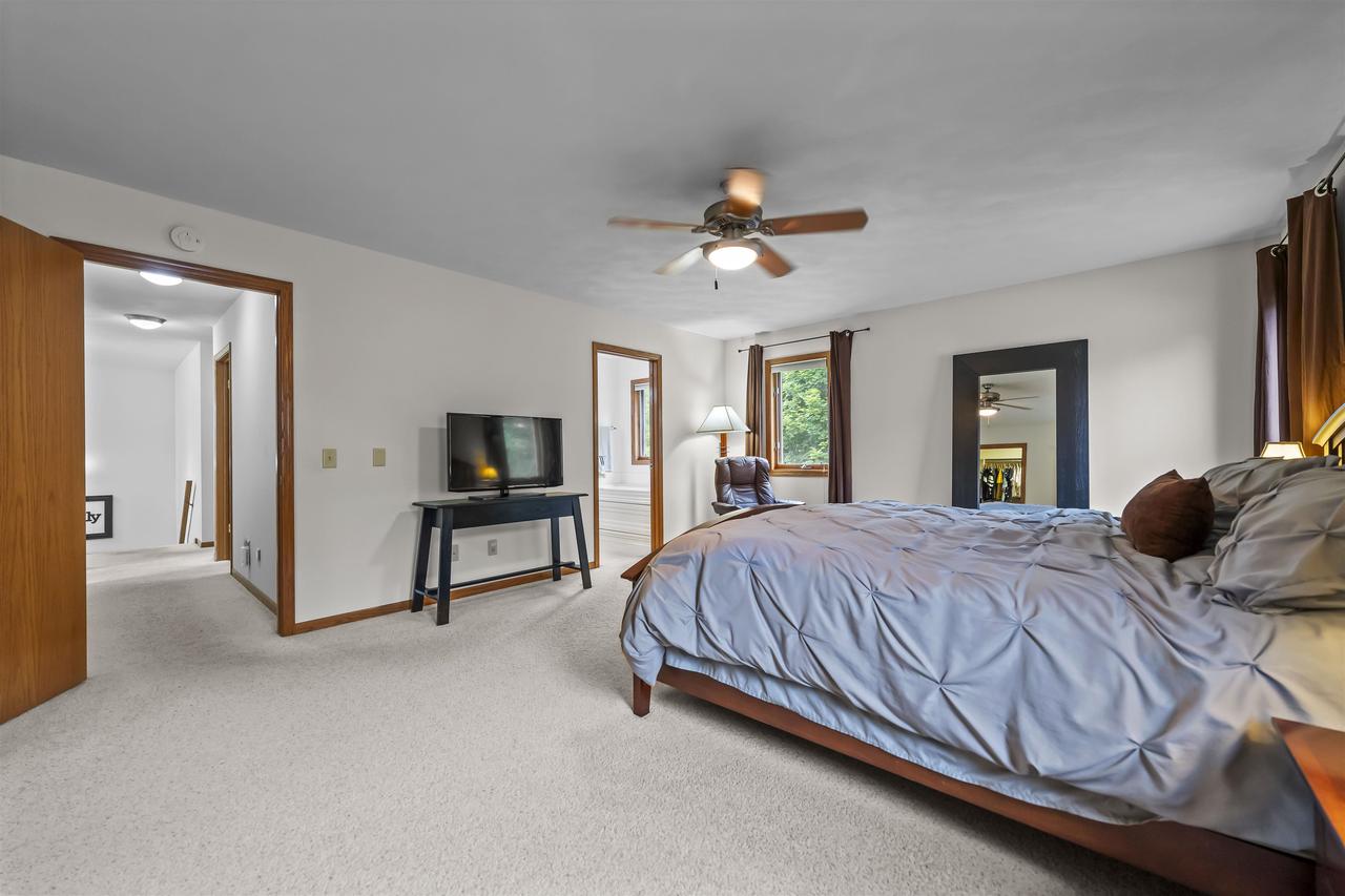 21 Black Stone Circle