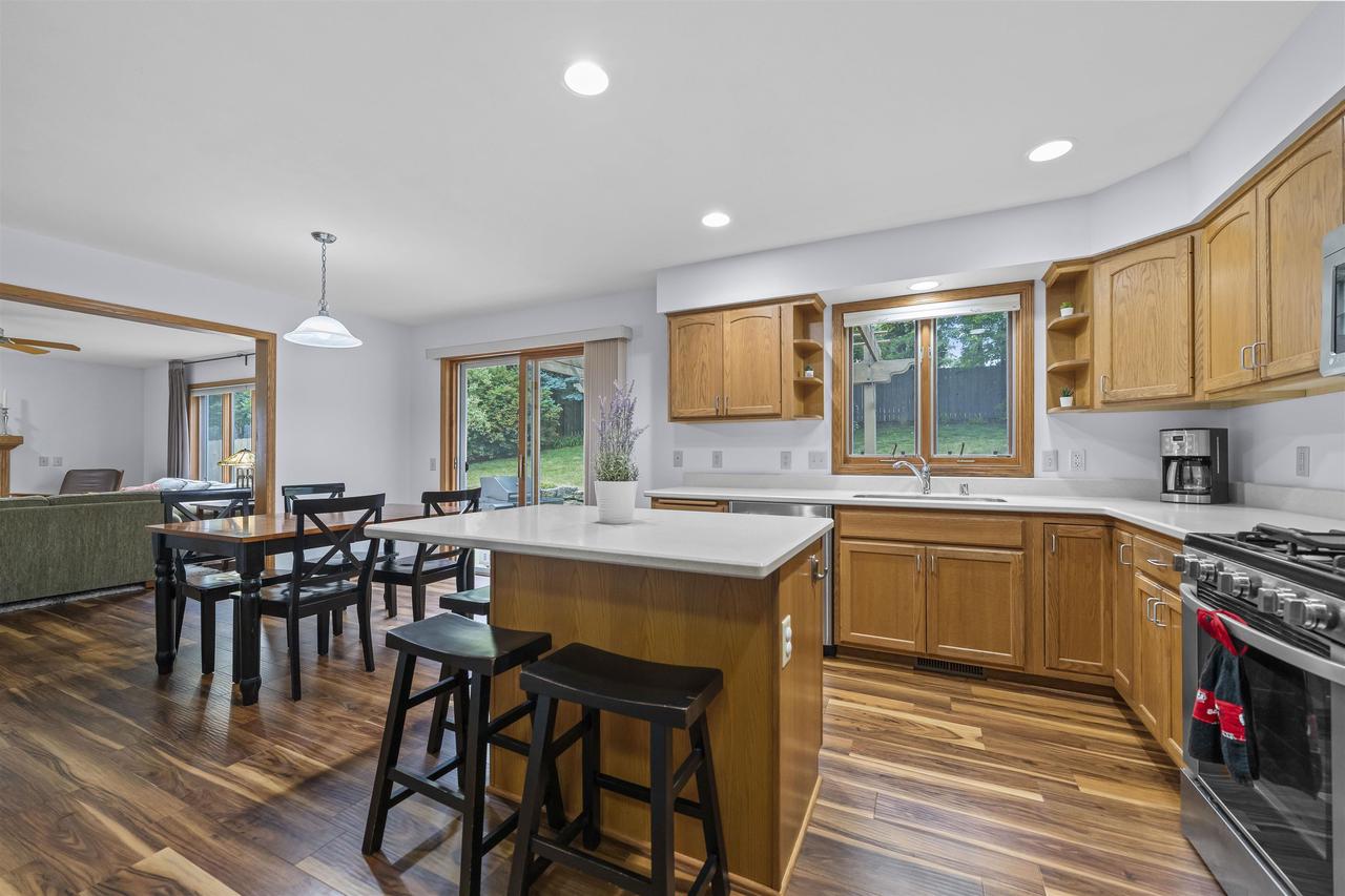 21 Black Stone Circle