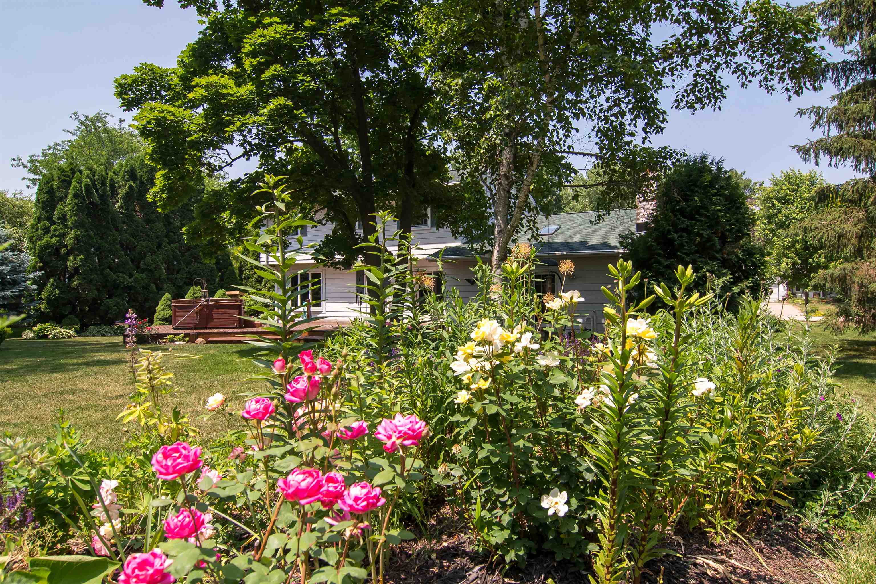3229 Old Fox Run