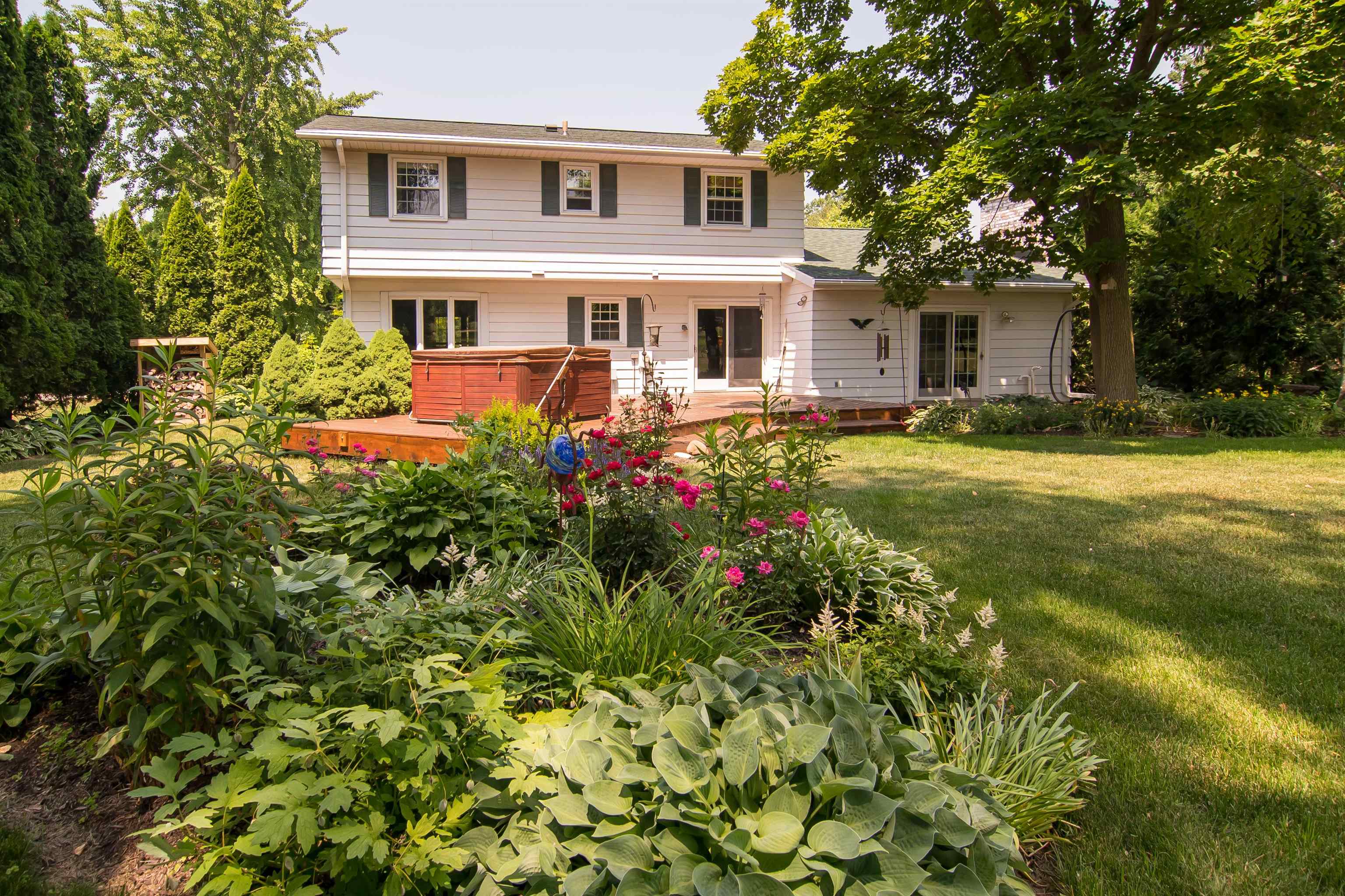 3229 Old Fox Run