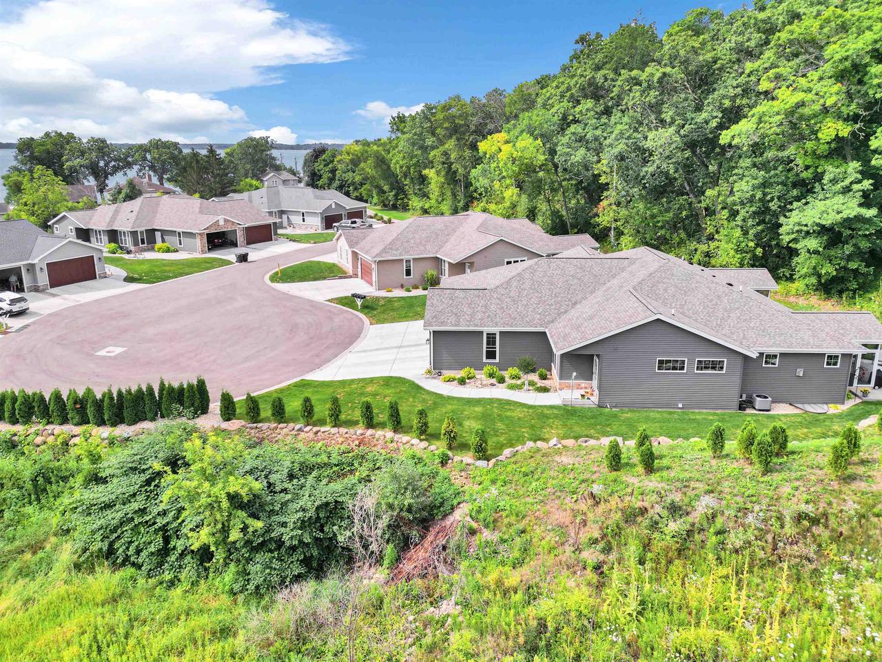 W7986 County Road B 3