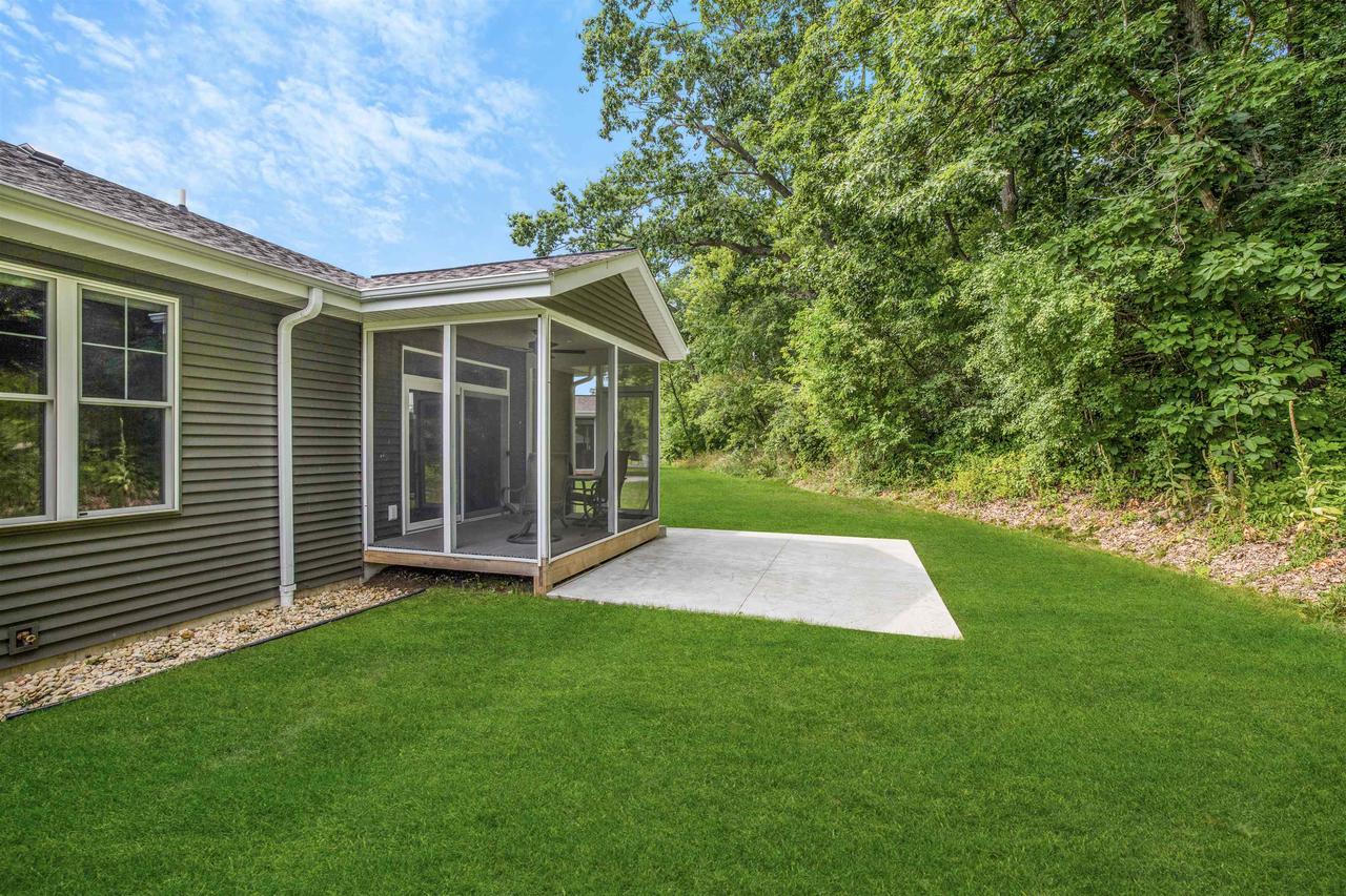 W7986 County Road B 3