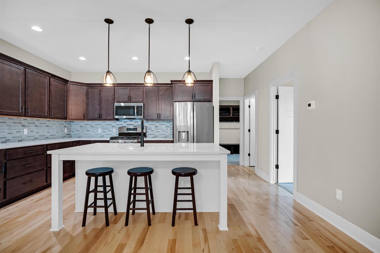 W7986 County Road B 3