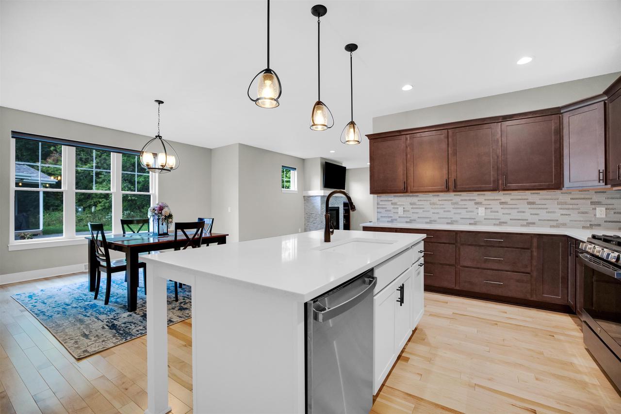 W7986 County Road B 3