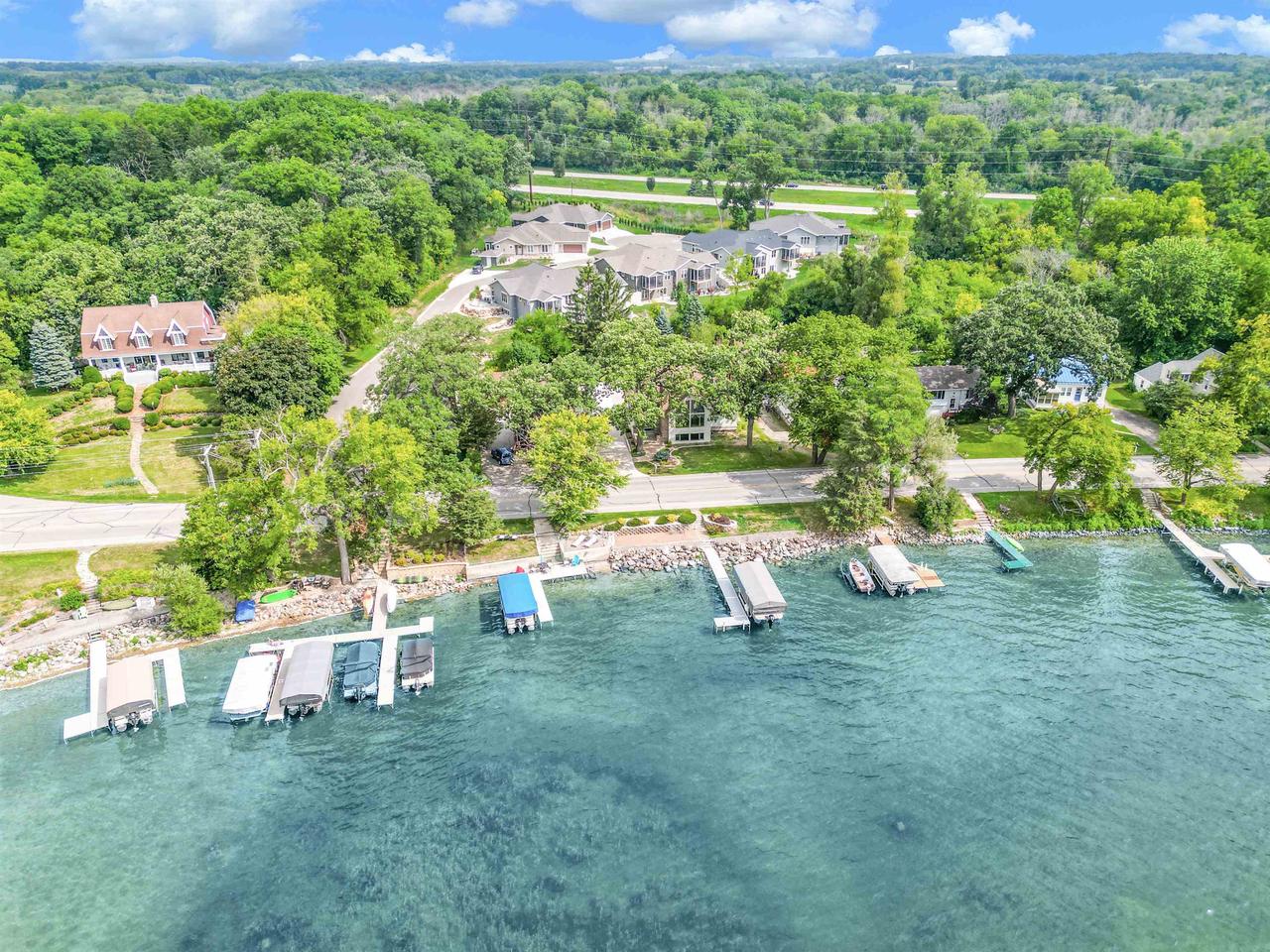 W7986 County Road B 3